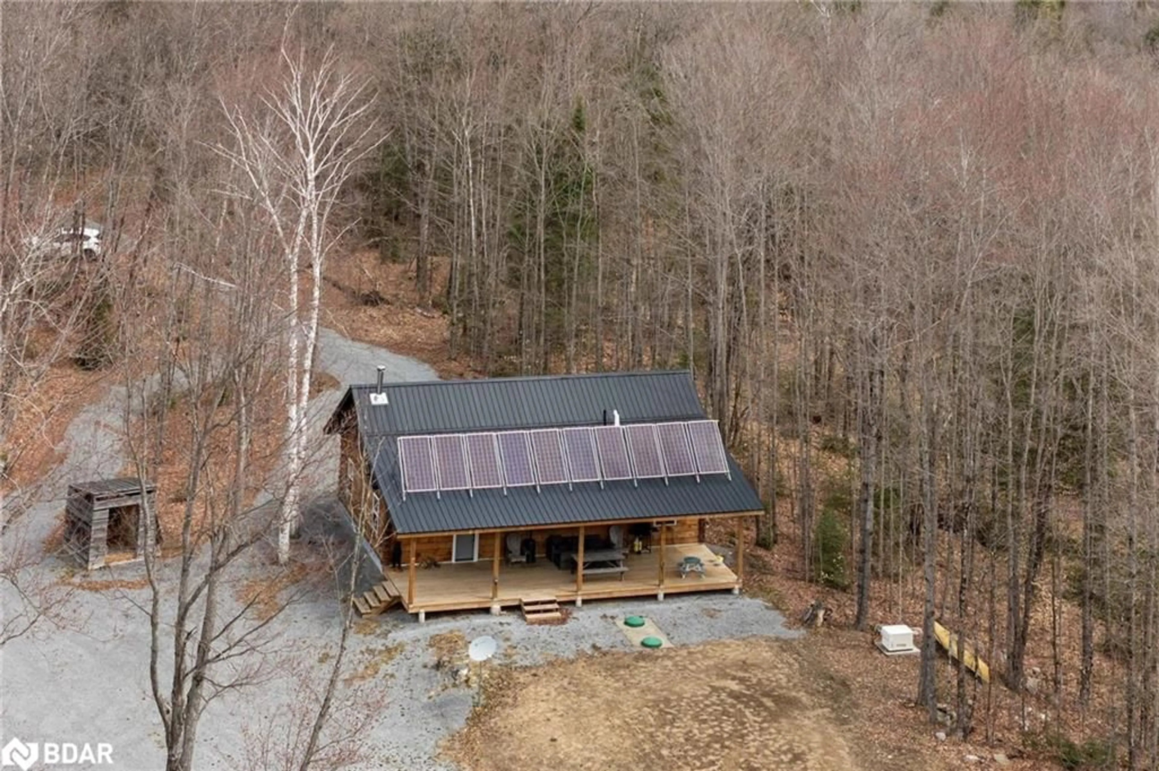 A pic from outside/outdoor area/front of a property/back of a property/a pic from drone, building for 2075 Dyno Rd, Cardiff Ontario K0L 1M0