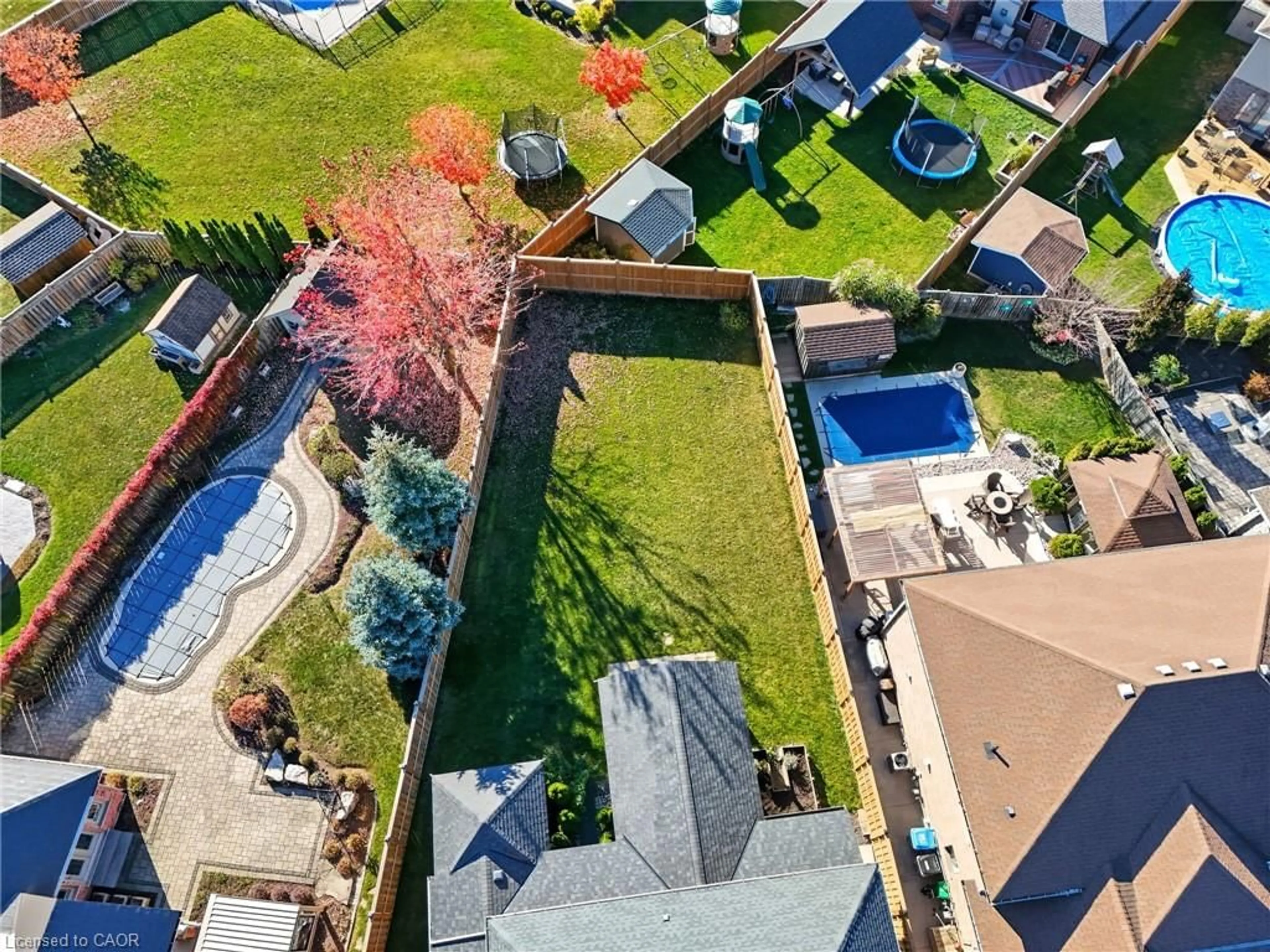 A pic from outside/outdoor area/front of a property/back of a property/a pic from drone, street for 795 Wood Dr, Listowel Ontario N4W 0C4