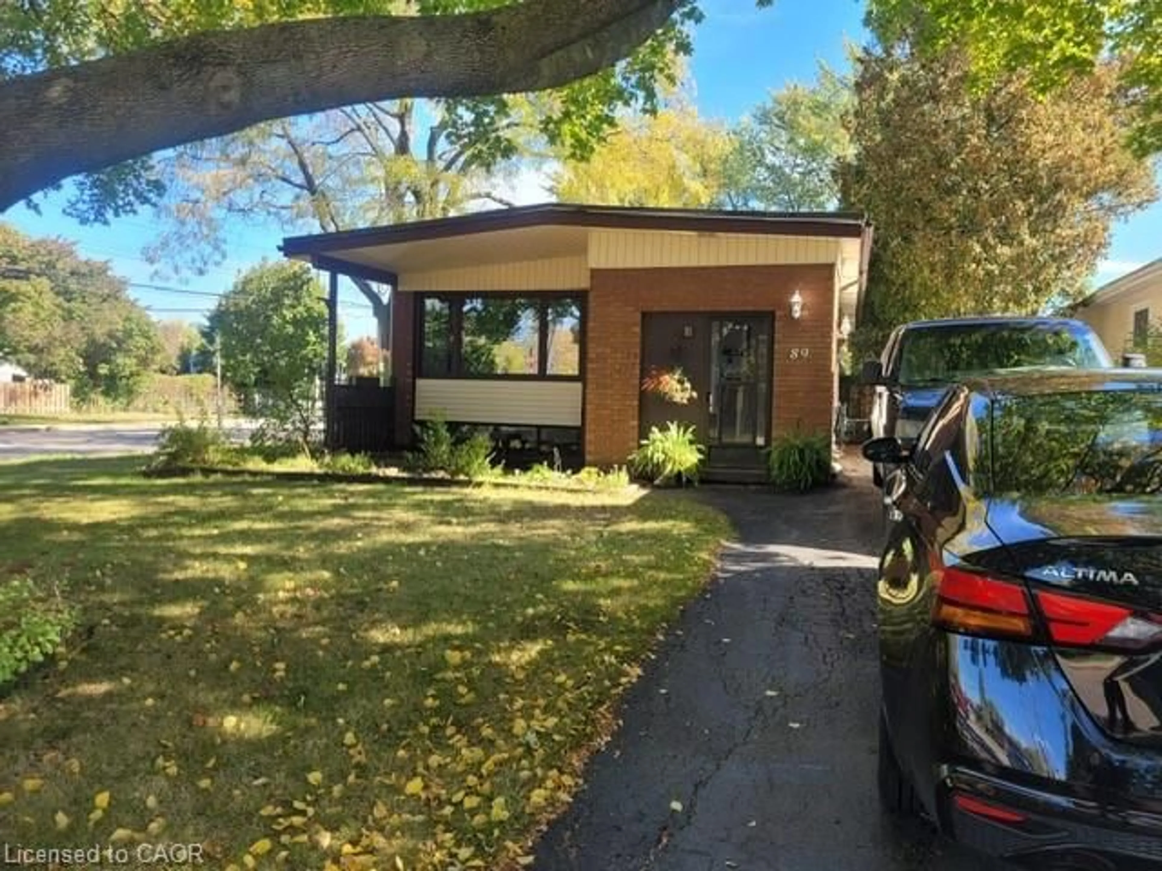 Unknown for 89 Deschene Ave, Hamilton Ontario L9A 3J9