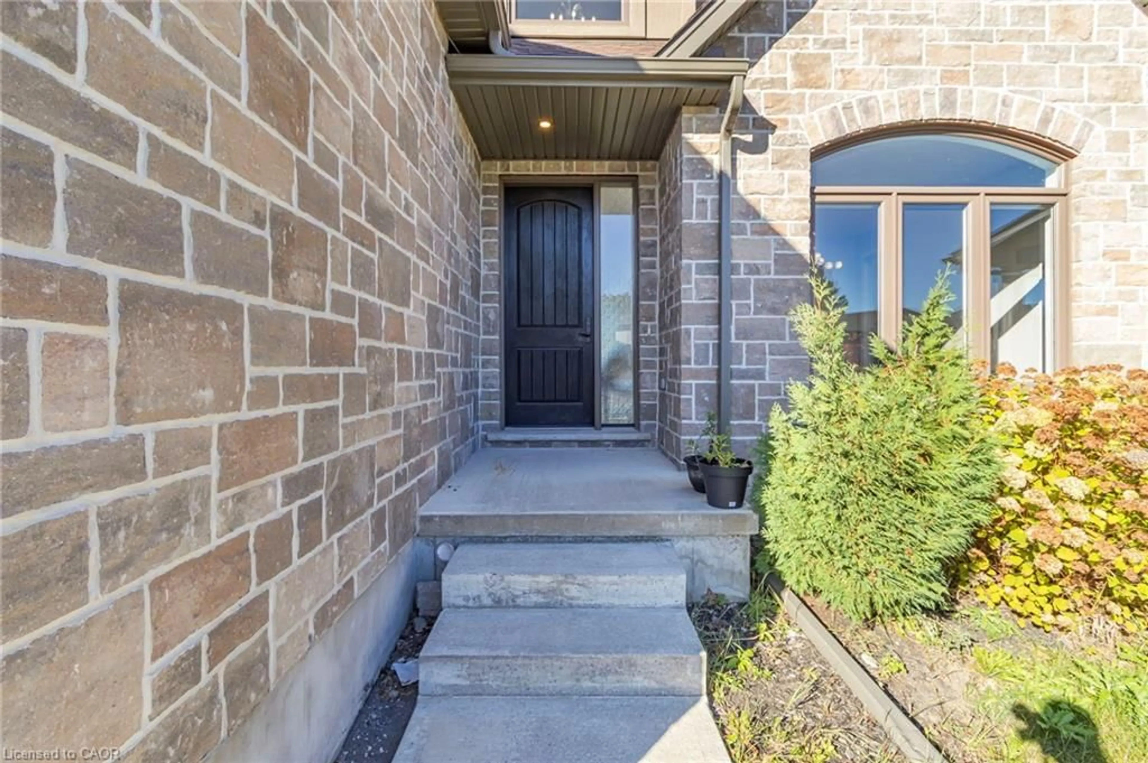 Unknown for 47 Burton St, Innerkip Ontario N0J 1M0