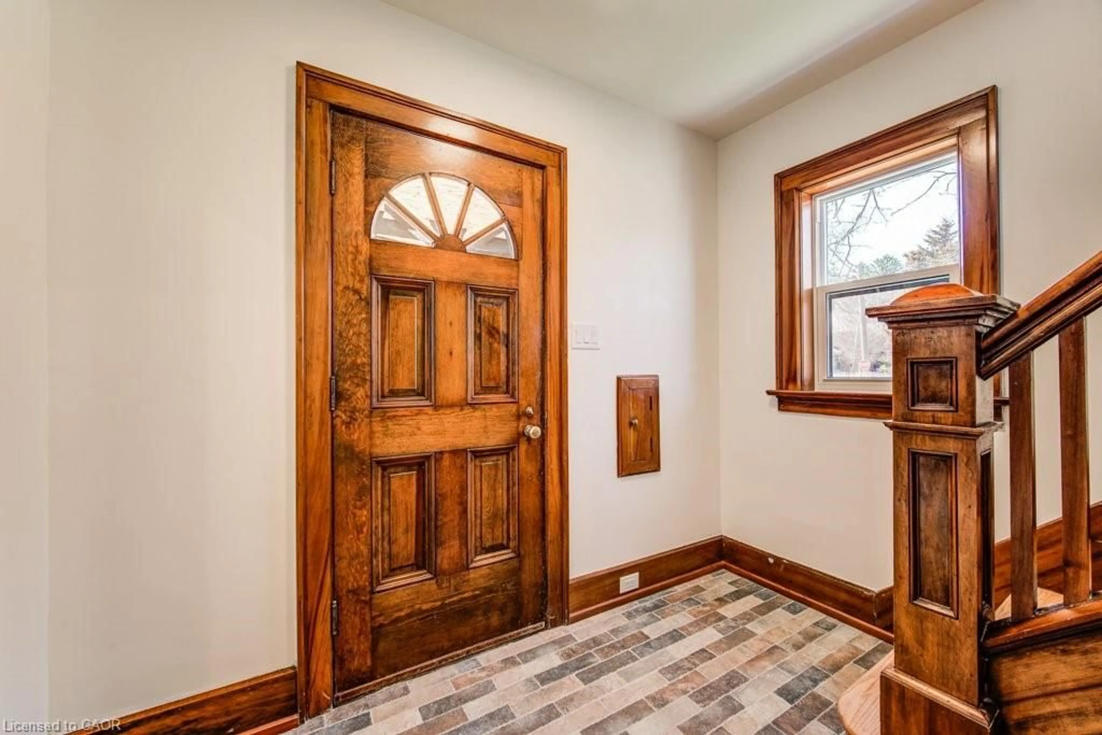 Indoor entryway for 34 Severn Ave, Kitchener Ontario N2M 2V2