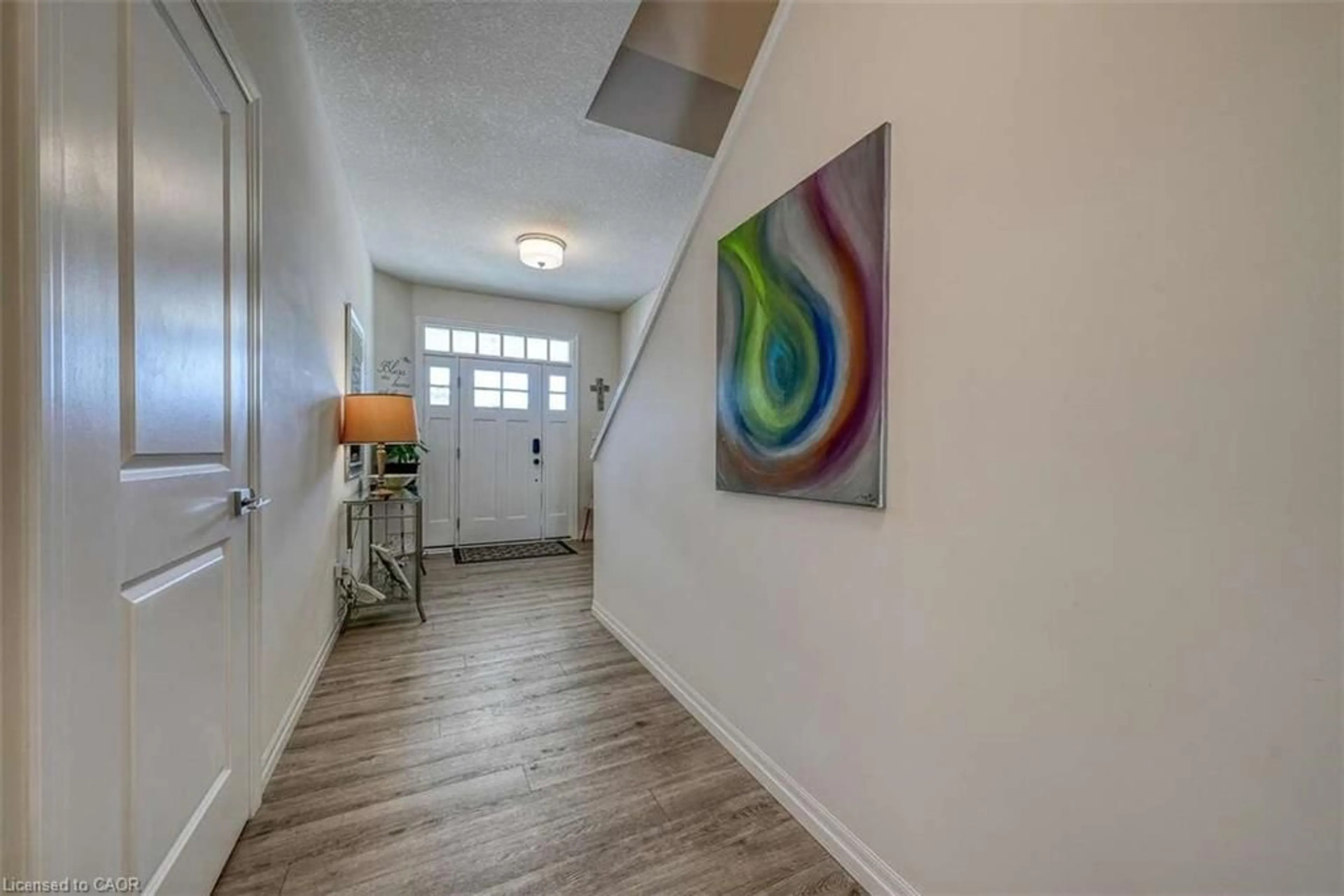 Indoor entryway for 30 Livingston Dr, Tillsonburg Ontario N4G 0J3