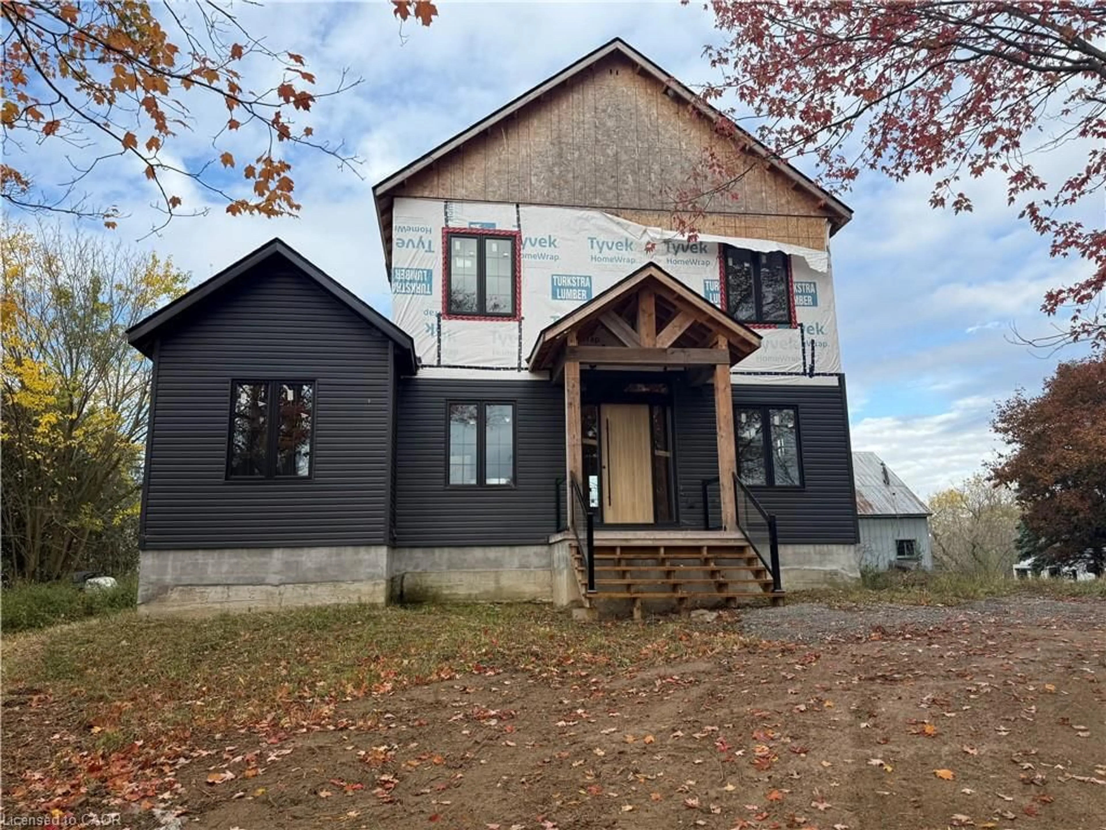 Home with vinyl exterior material, building for 205 Brant Church Rd, Mount Pleasant Ontario N0E 1K0