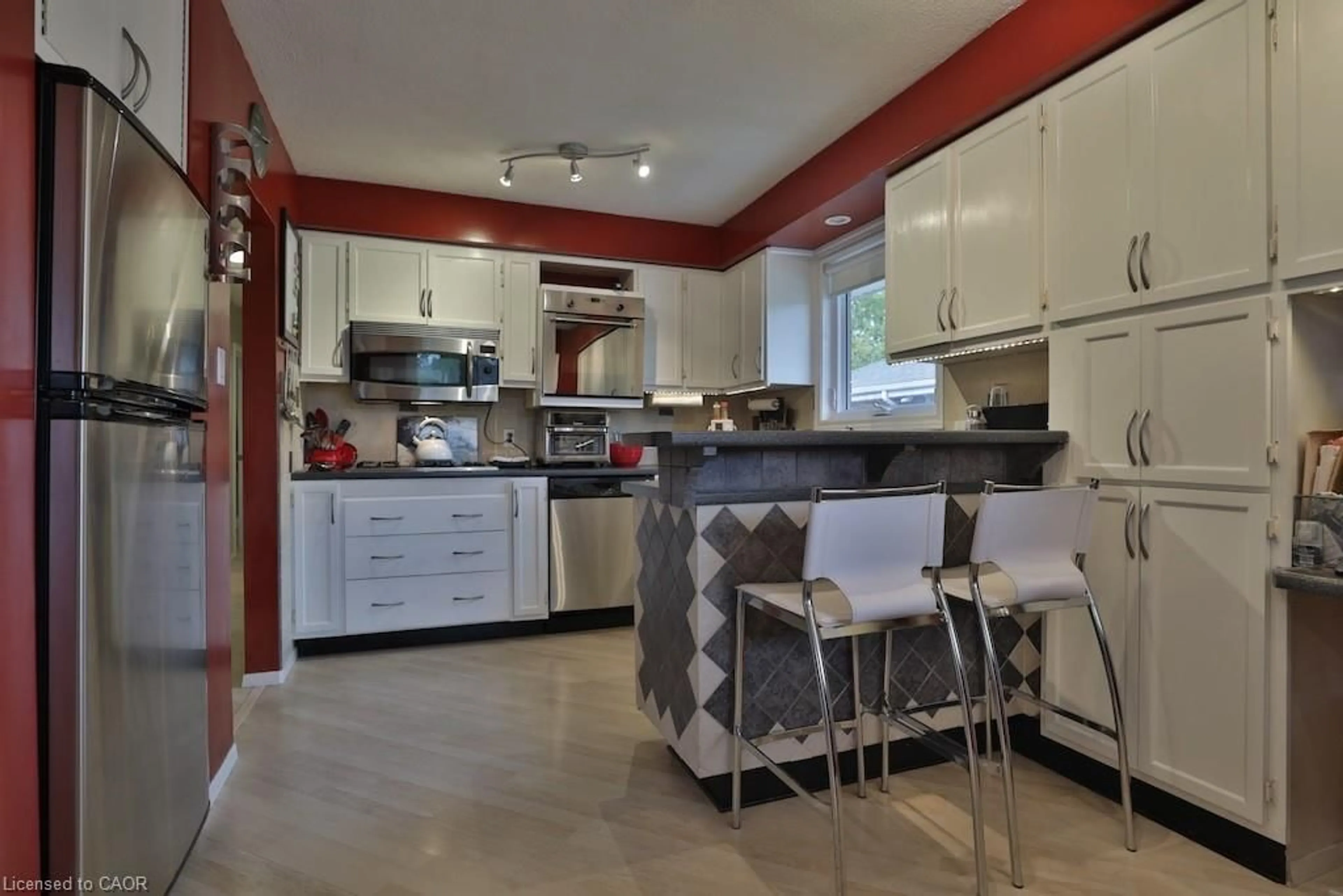 Unknown for 9 Cheryl Ave, Hamilton Ontario L8V 1Y1