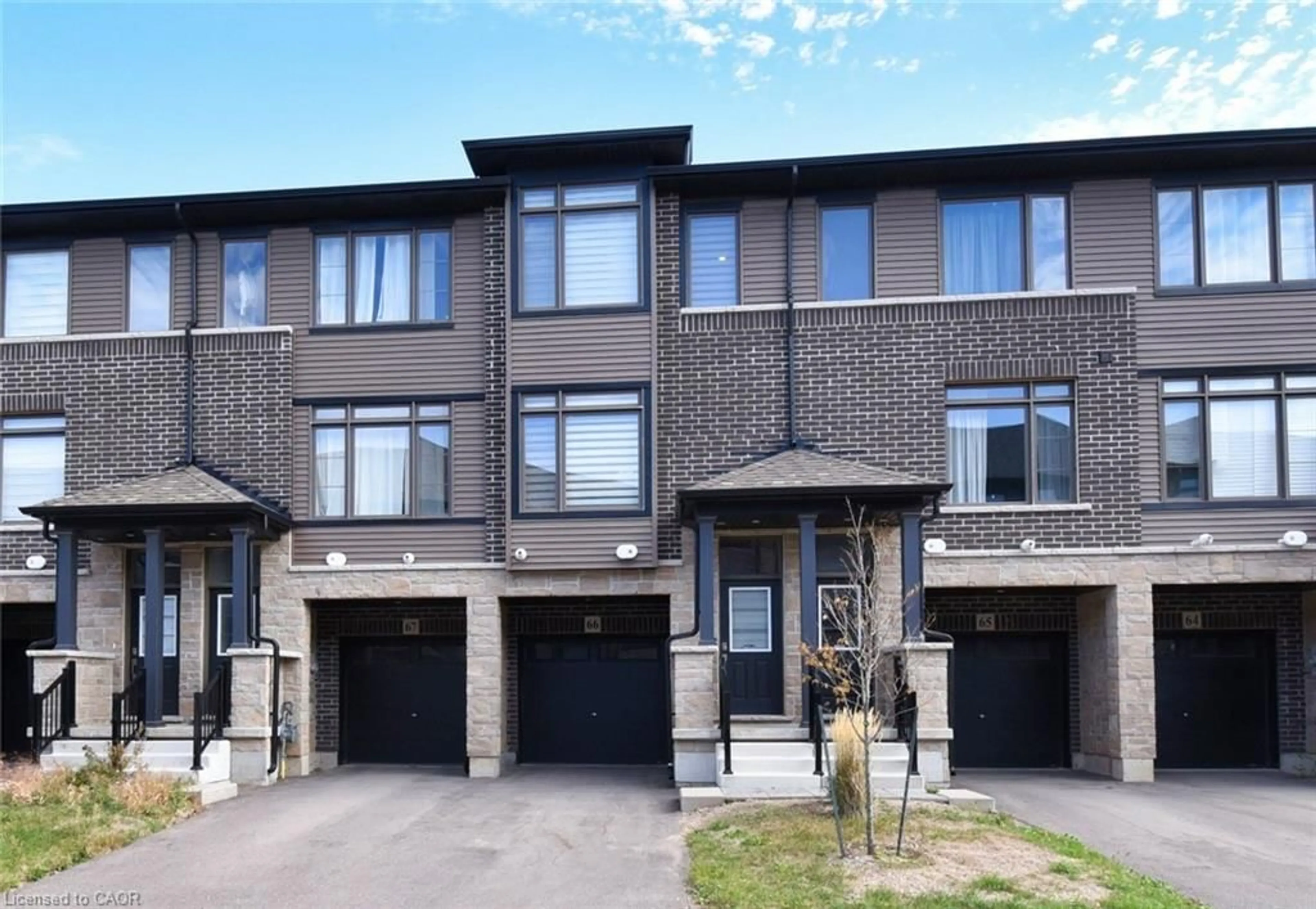 Home with brick exterior material, street for 120 Court Dr #66, Paris Ontario N3L 4C1