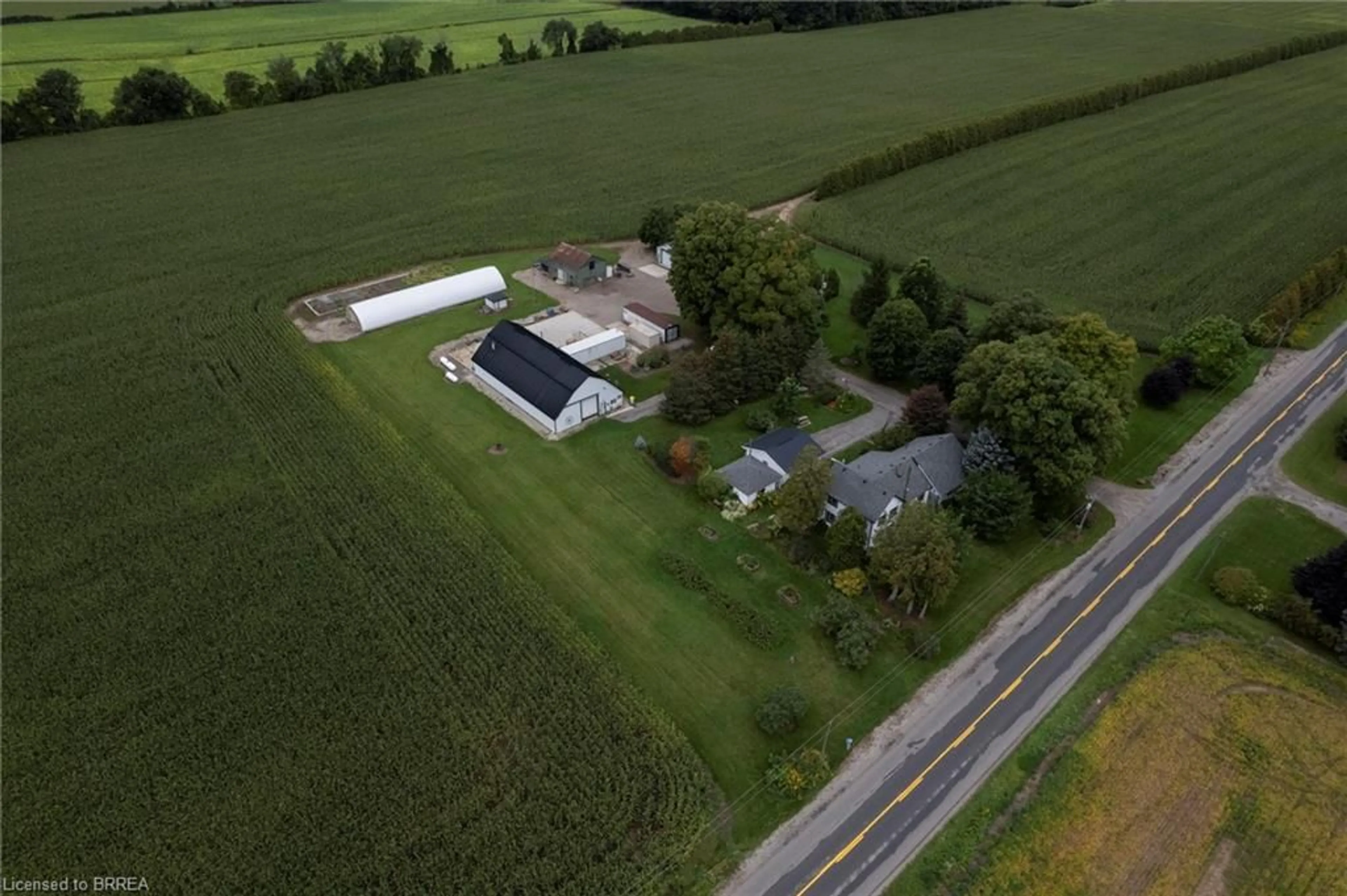 A pic from outside/outdoor area/front of a property/back of a property/a pic from drone, building for 331 Middle Townline Rd, Harley Ontario N0E 1E0