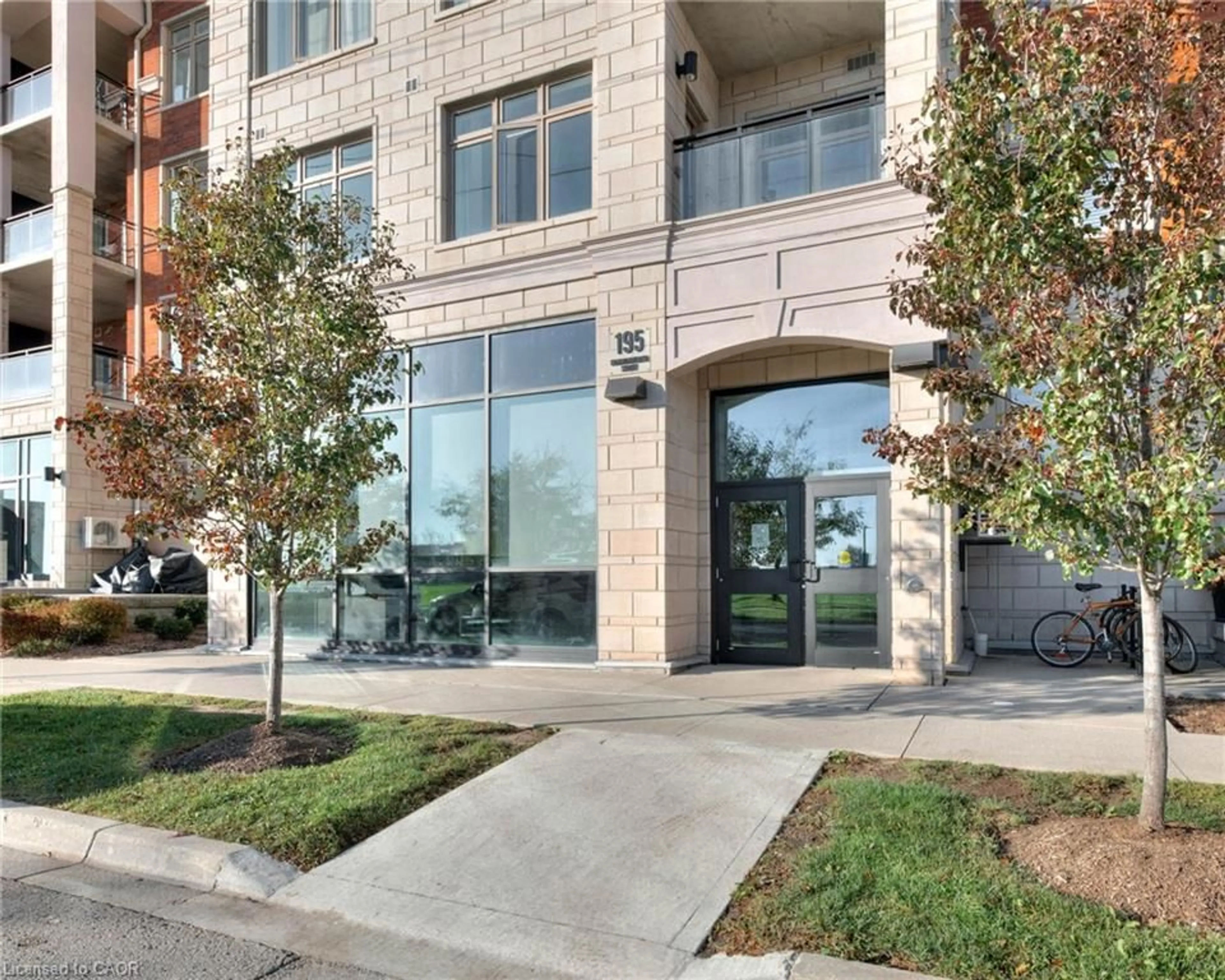 Unknown for 195 Commonwealth St #210, Kitchener Ontario N2E 0H5