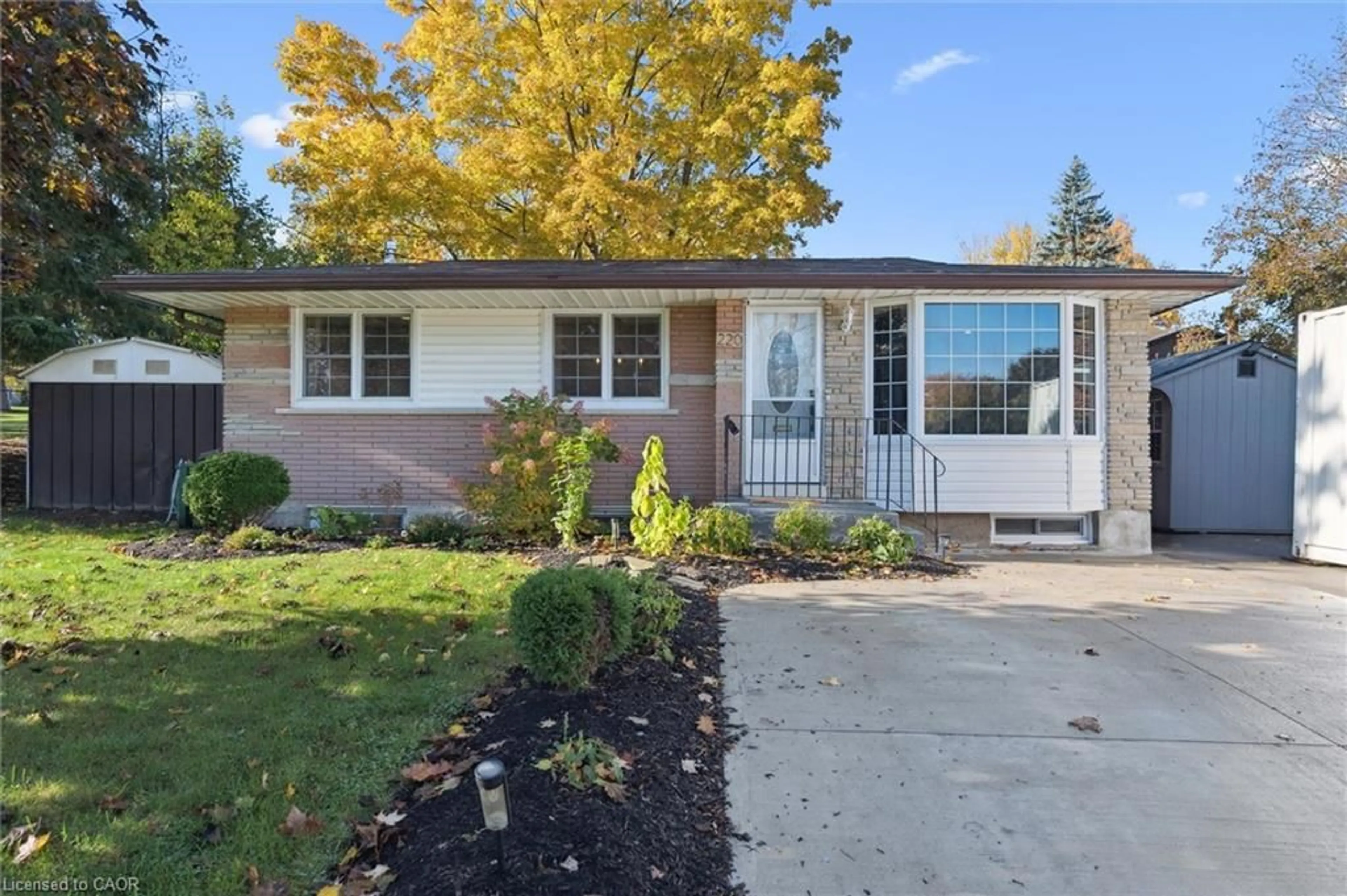 Home with vinyl exterior material, street for 220 Hungerford Rd, Cambridge Ontario N3C 2R4