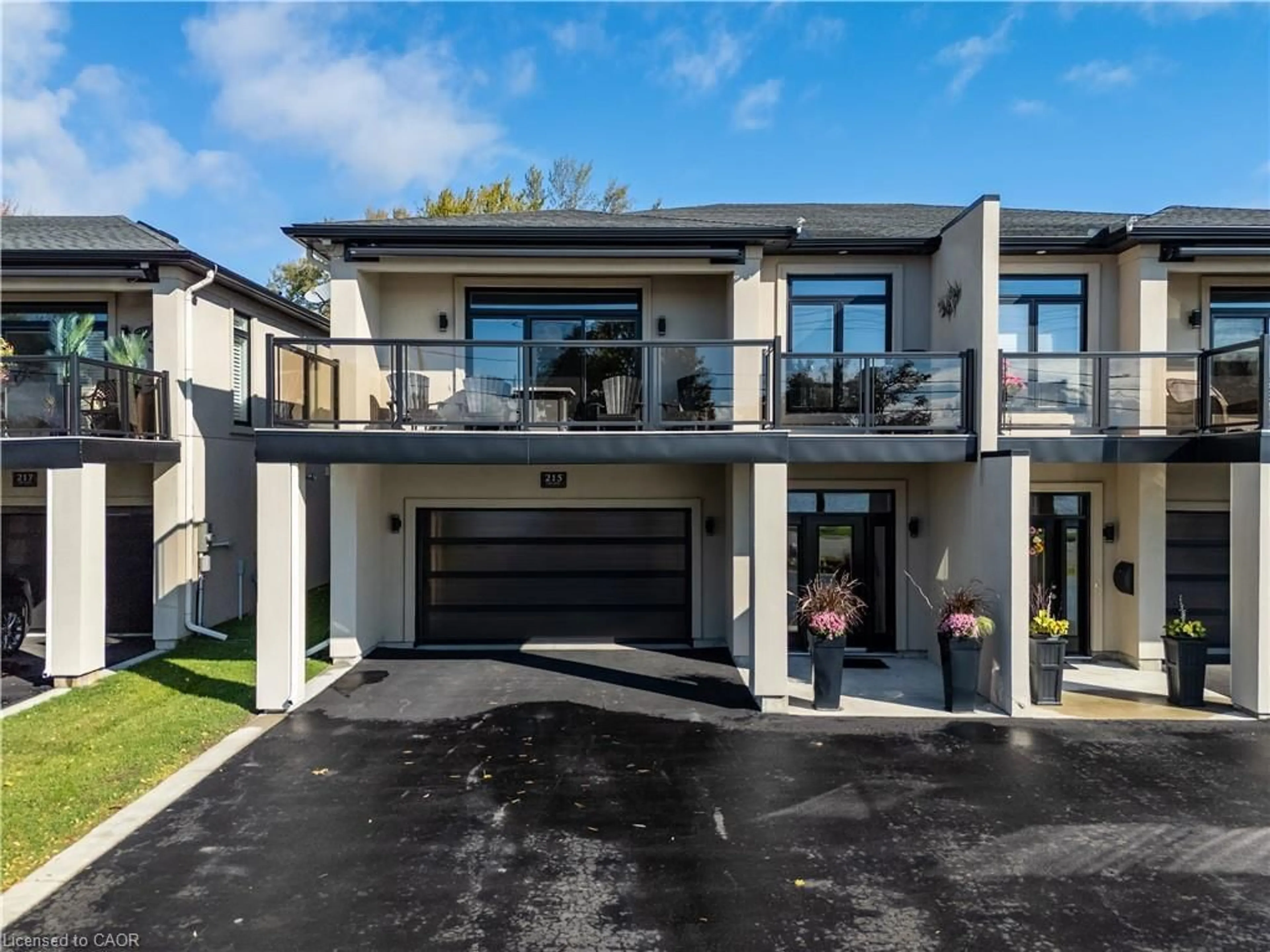 Home with brick exterior material, street for 215 Main St, Dunnville Ontario N1A 1W2