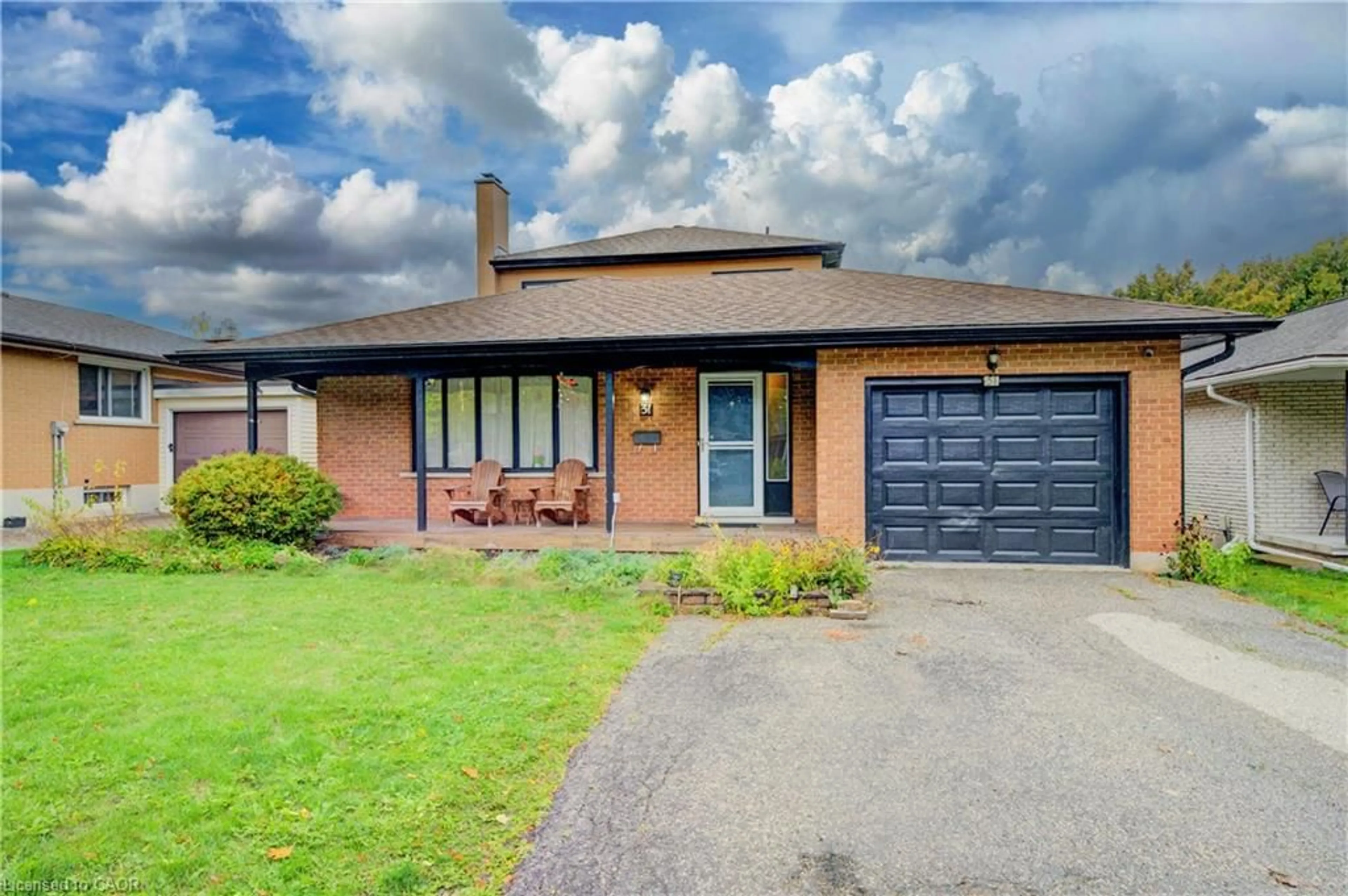 Home with brick exterior material, street for 31 Bonfair Crt, Kitchener Ontario N2M 4P6