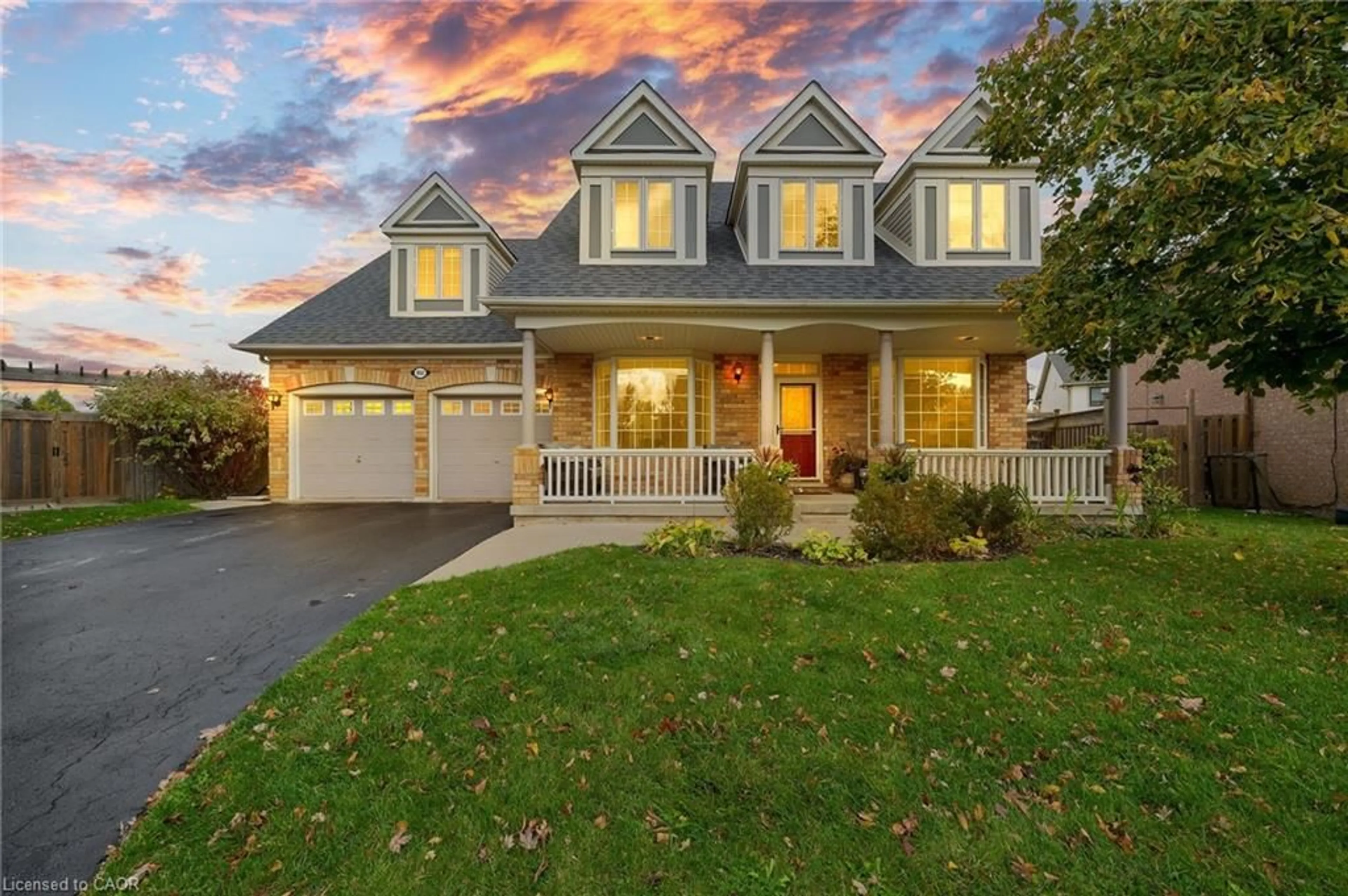 Home with vinyl exterior material, street for 860 Somerville Terr, Milton Ontario L9T 5T9