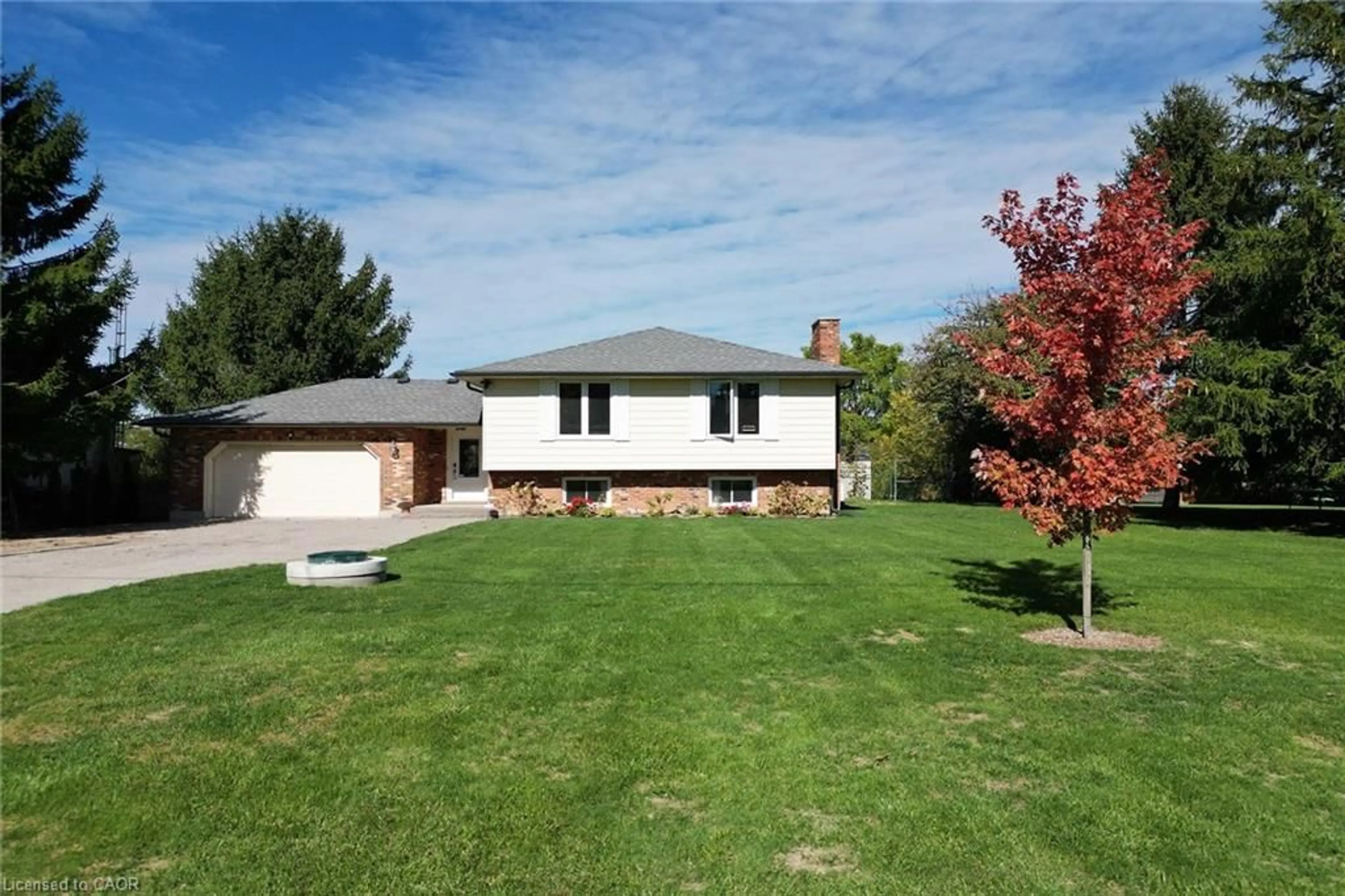 A pic from outside/outdoor area/front of a property/back of a property/a pic from drone, street for 1489 Norfolk County Rd 19, Wilsonville Ontario N0E 1Z0