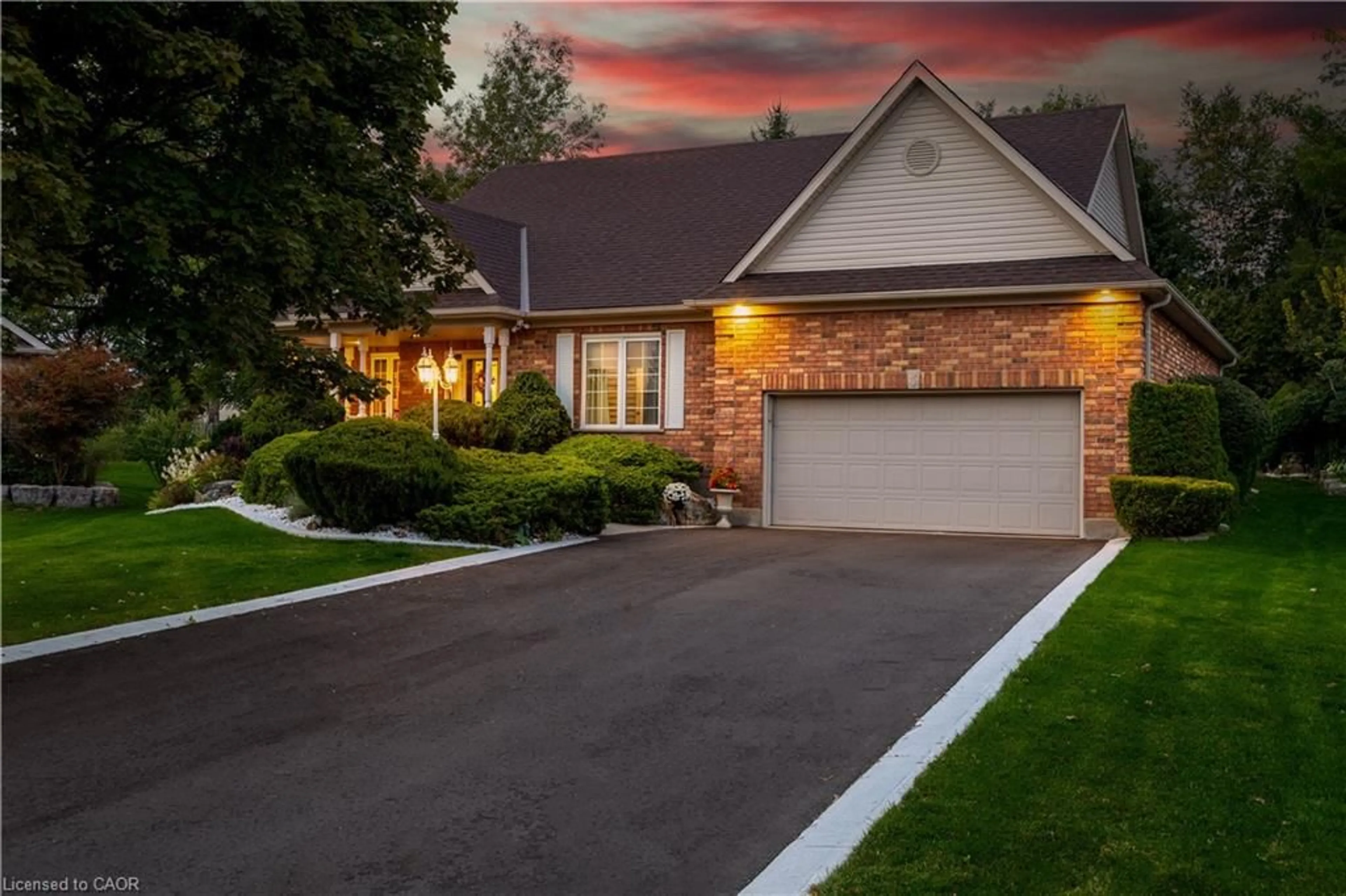 Home with brick exterior material, street for 178 Bernardi Cres, Rockwood Ontario N0B 2K0