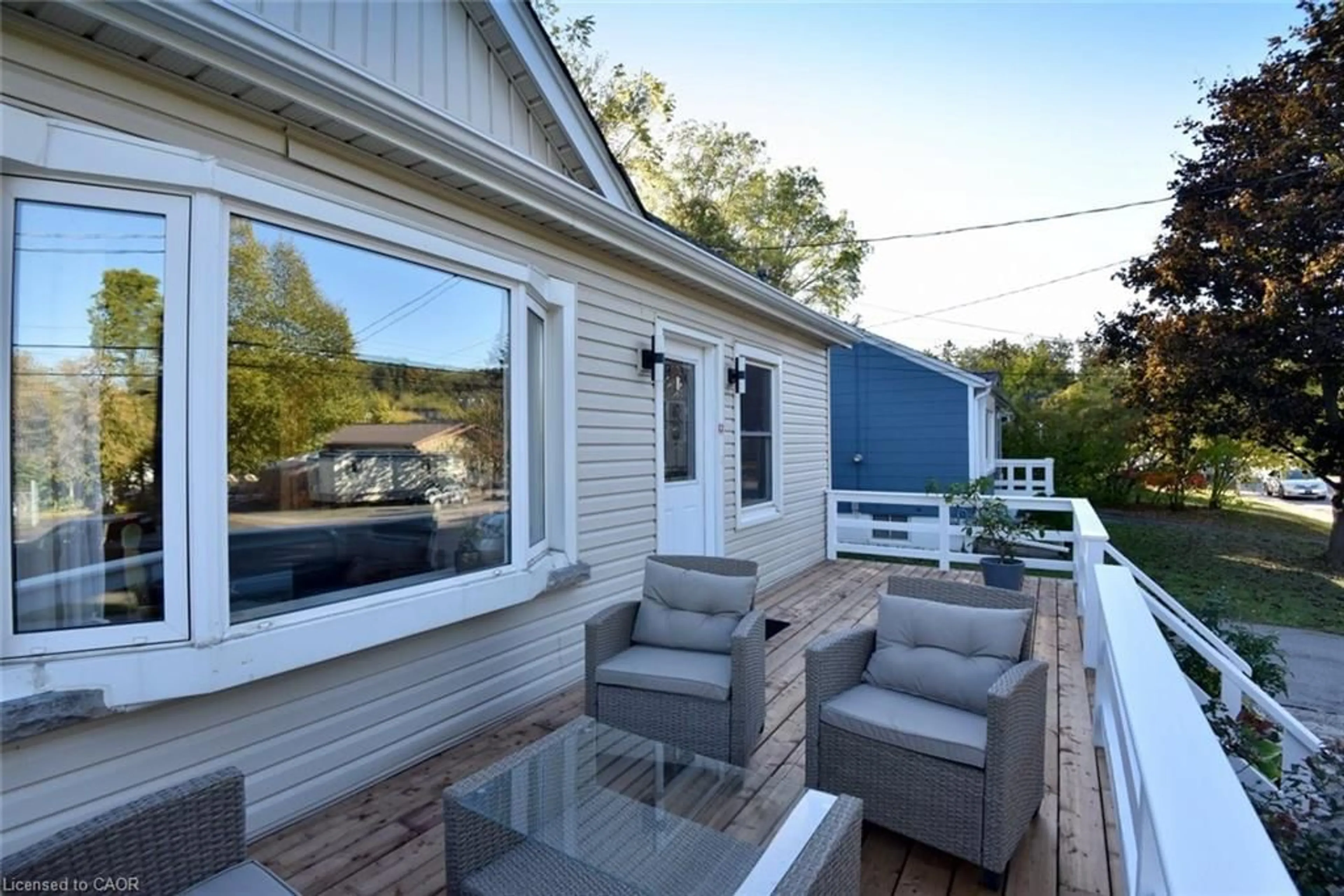 Patio, water/lake/river/ocean view for 86 Mercer St, Hamilton Ontario L9H 2N6