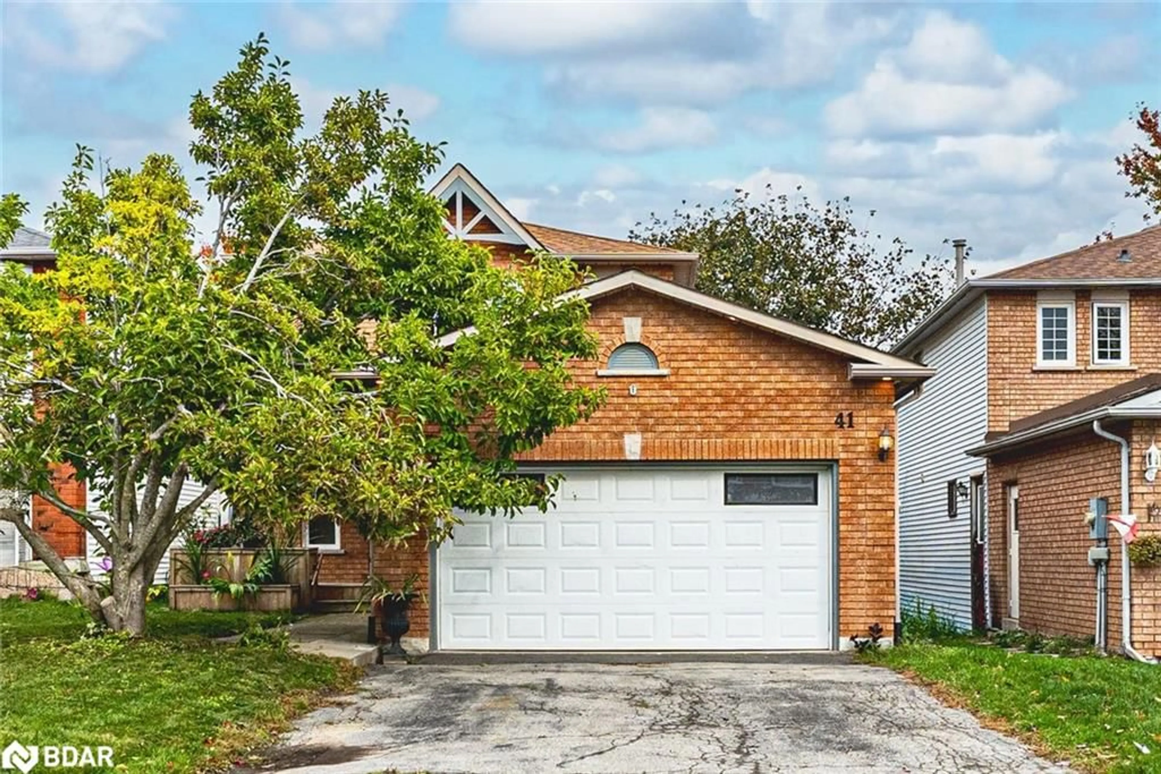 Home with brick exterior material, street for 41 Penton Dr, Barrie Ontario L4N 7A3