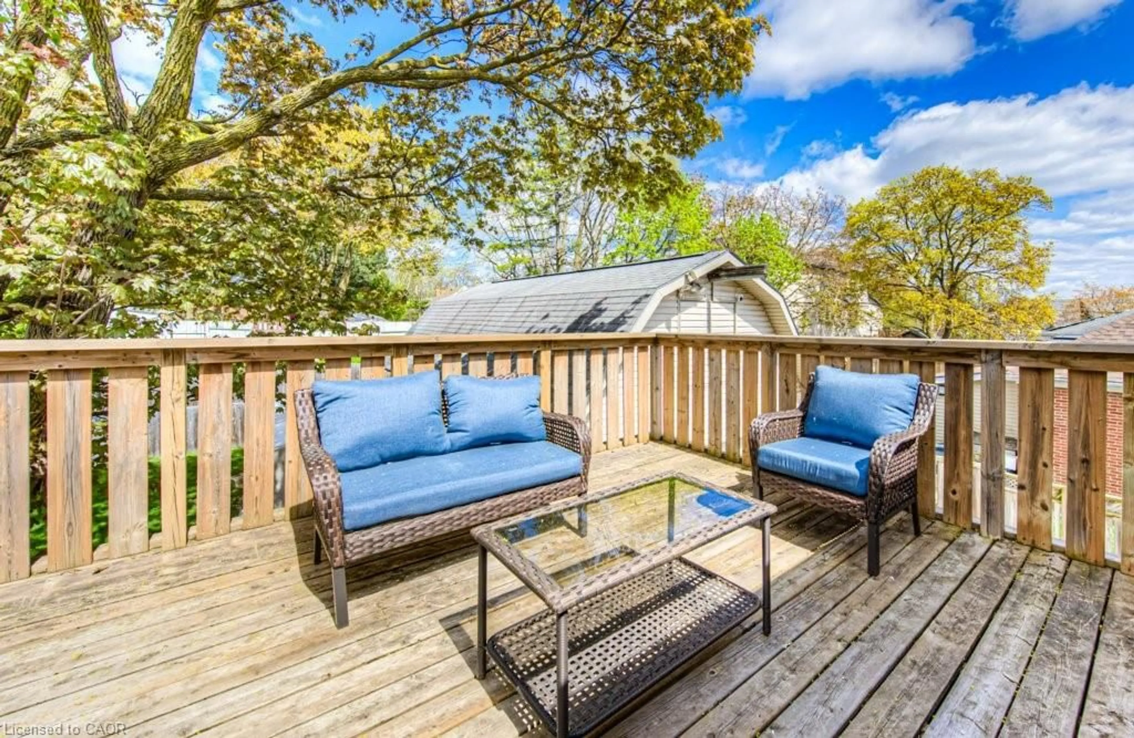 Patio, water/lake/river/ocean view for 76 Brentwood Ave, Kitchener Ontario N2H 2C8