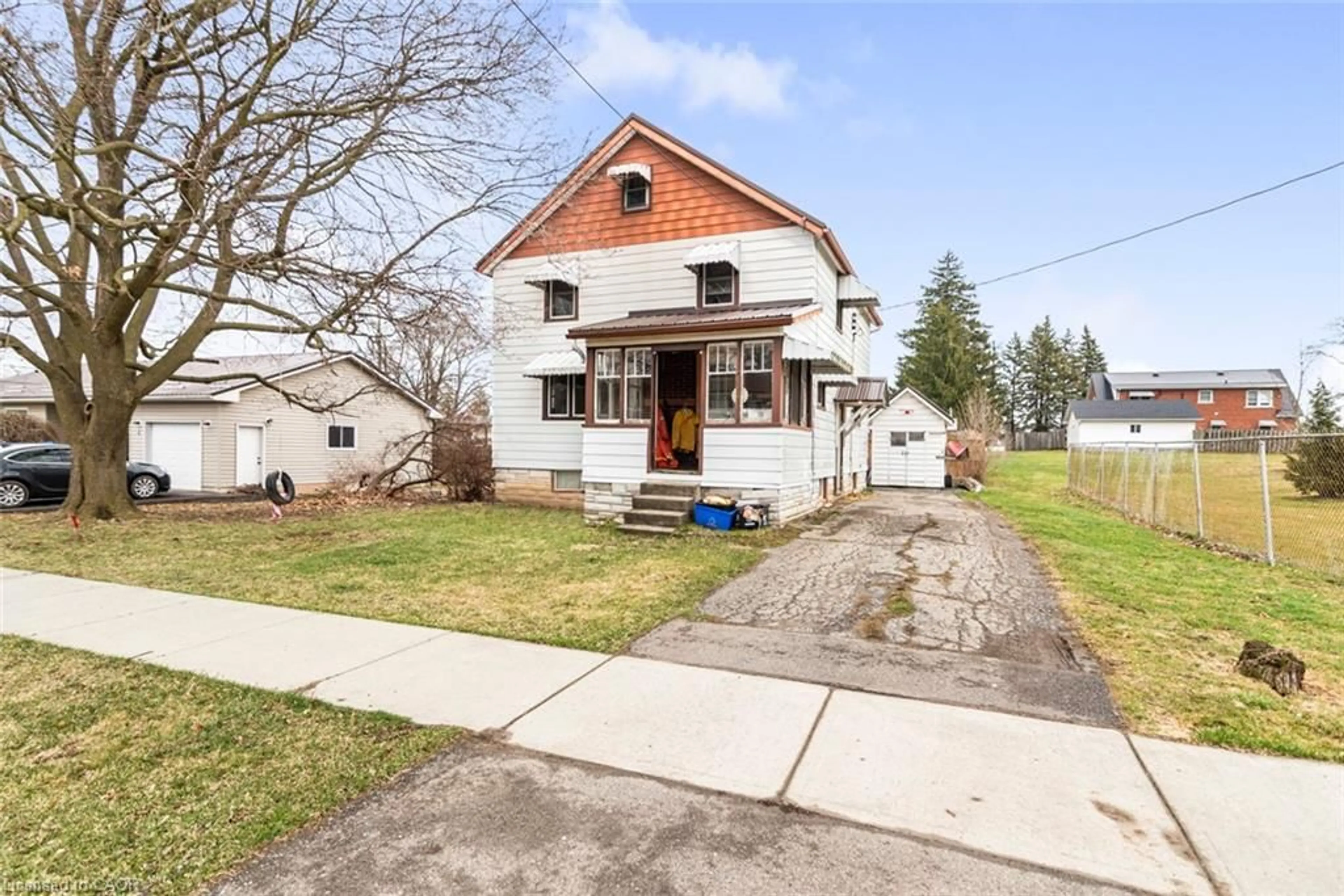 Unknown for 12 Seneca St, Cayuga Ontario N0A 1E0