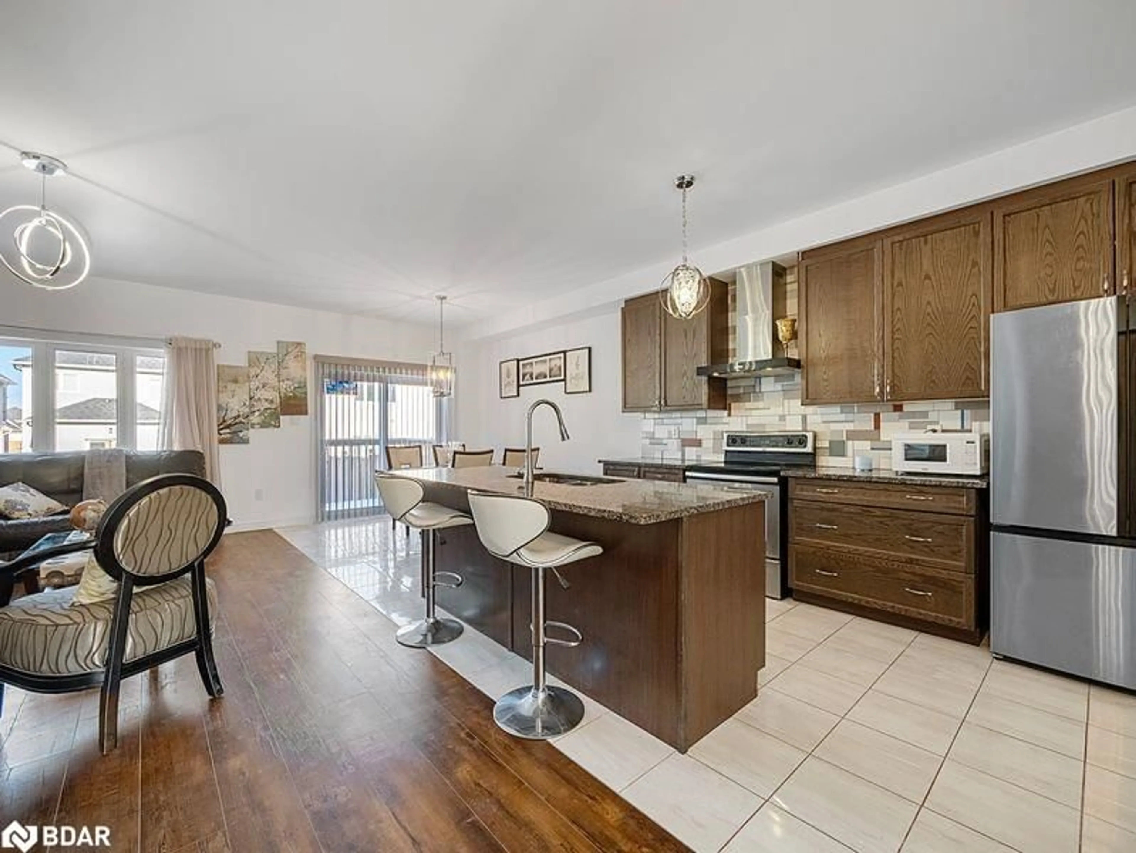 Open concept kitchen, unknown for 161 Clark St, Shelburne Ontario L0N 1S3