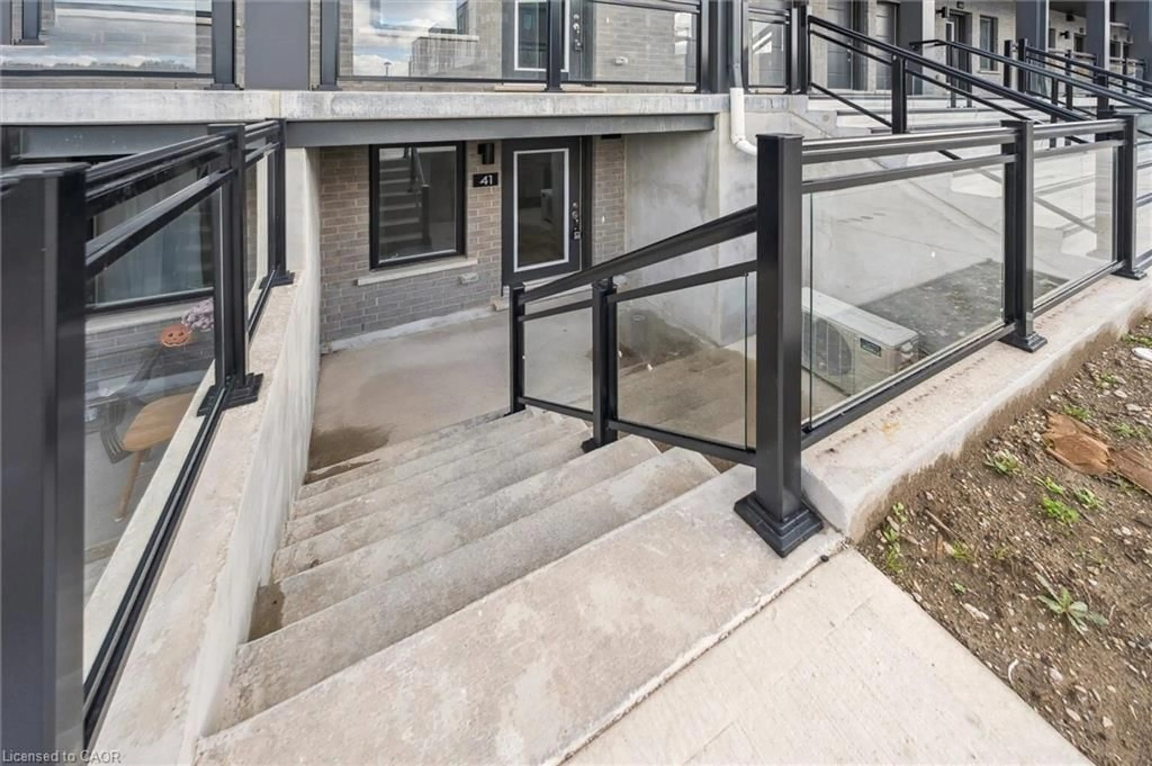 Unknown for 940 St. David St #41, Fergus Ontario N1M 0L7