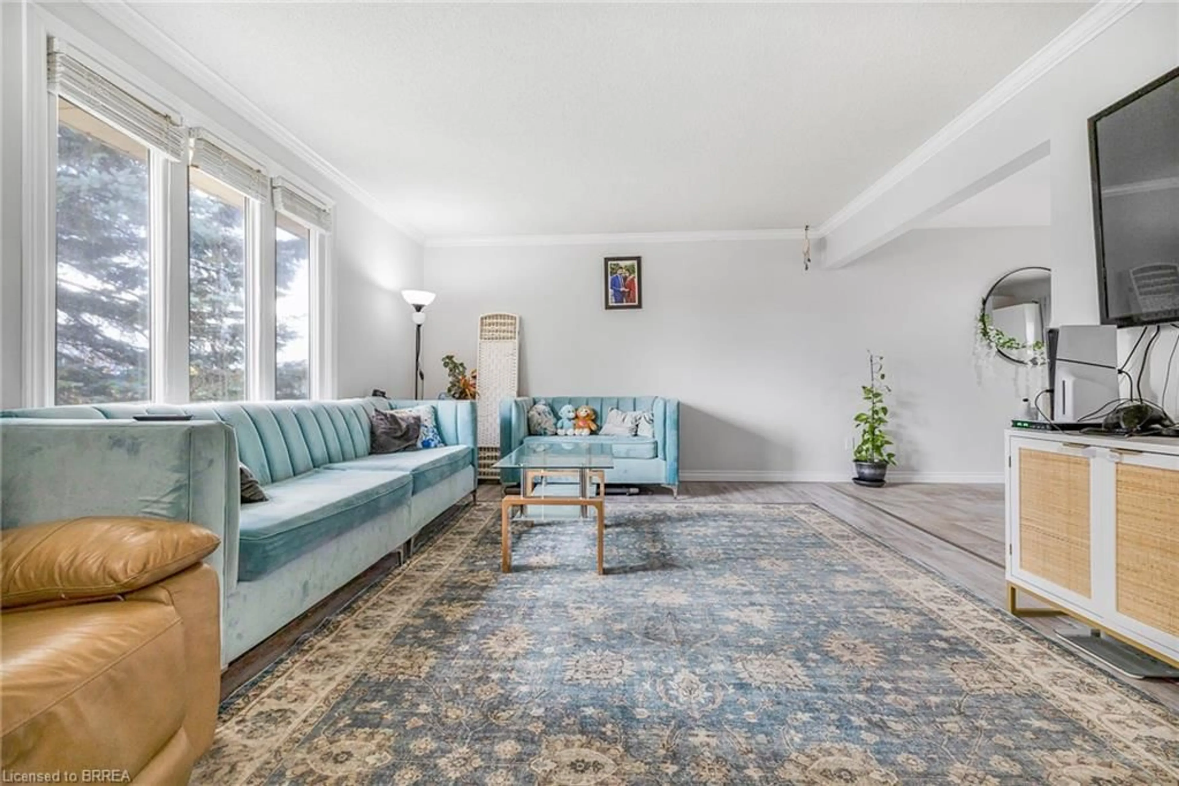 Living room with furniture, unknown for 18 Sandlewood Ave, Brantford Ontario N3V 1C6