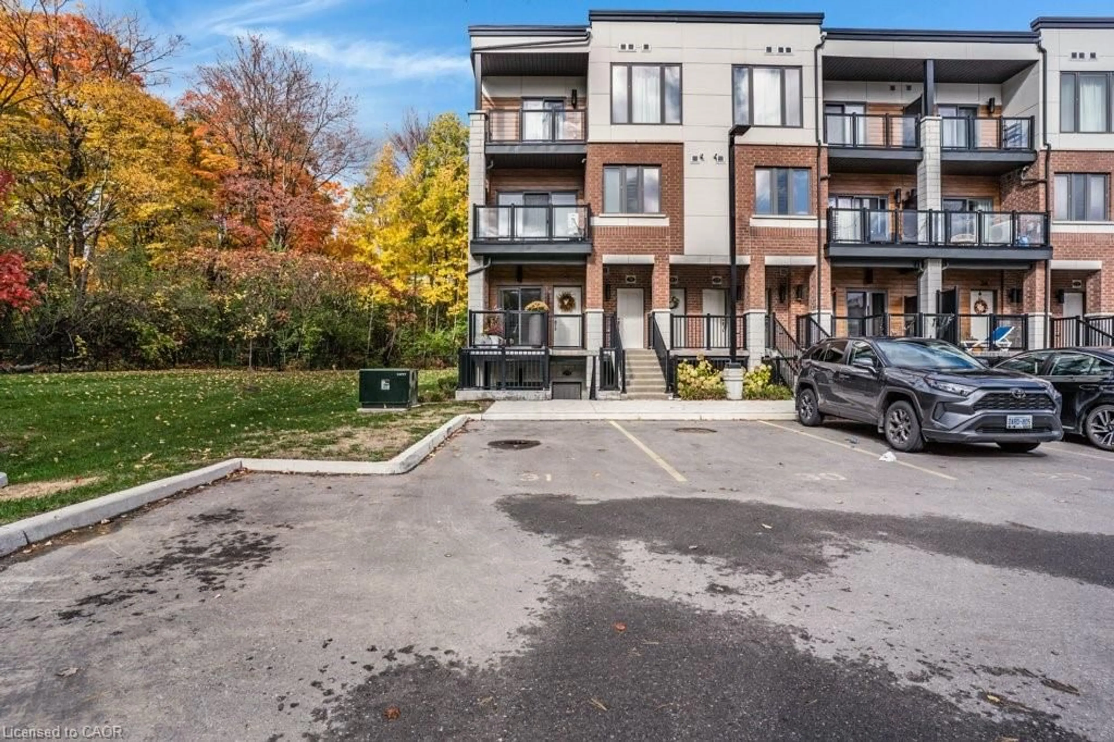 Unknown for 25 Isherwood Ave #32, Cambridge Ontario N1R 0E2