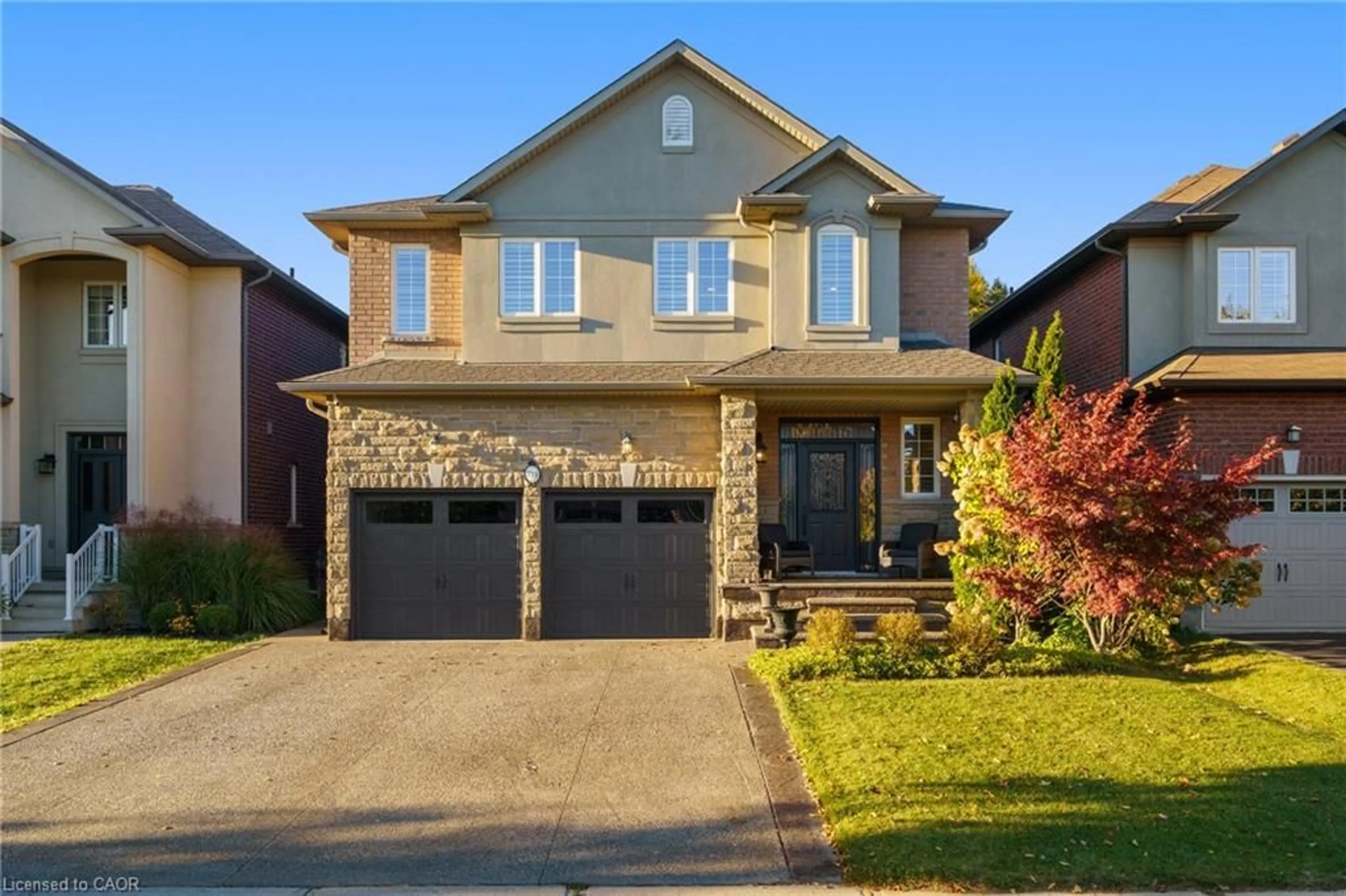 Home with brick exterior material, street for 333 Valridge Dr, Ancaster Ontario L9G 0B1