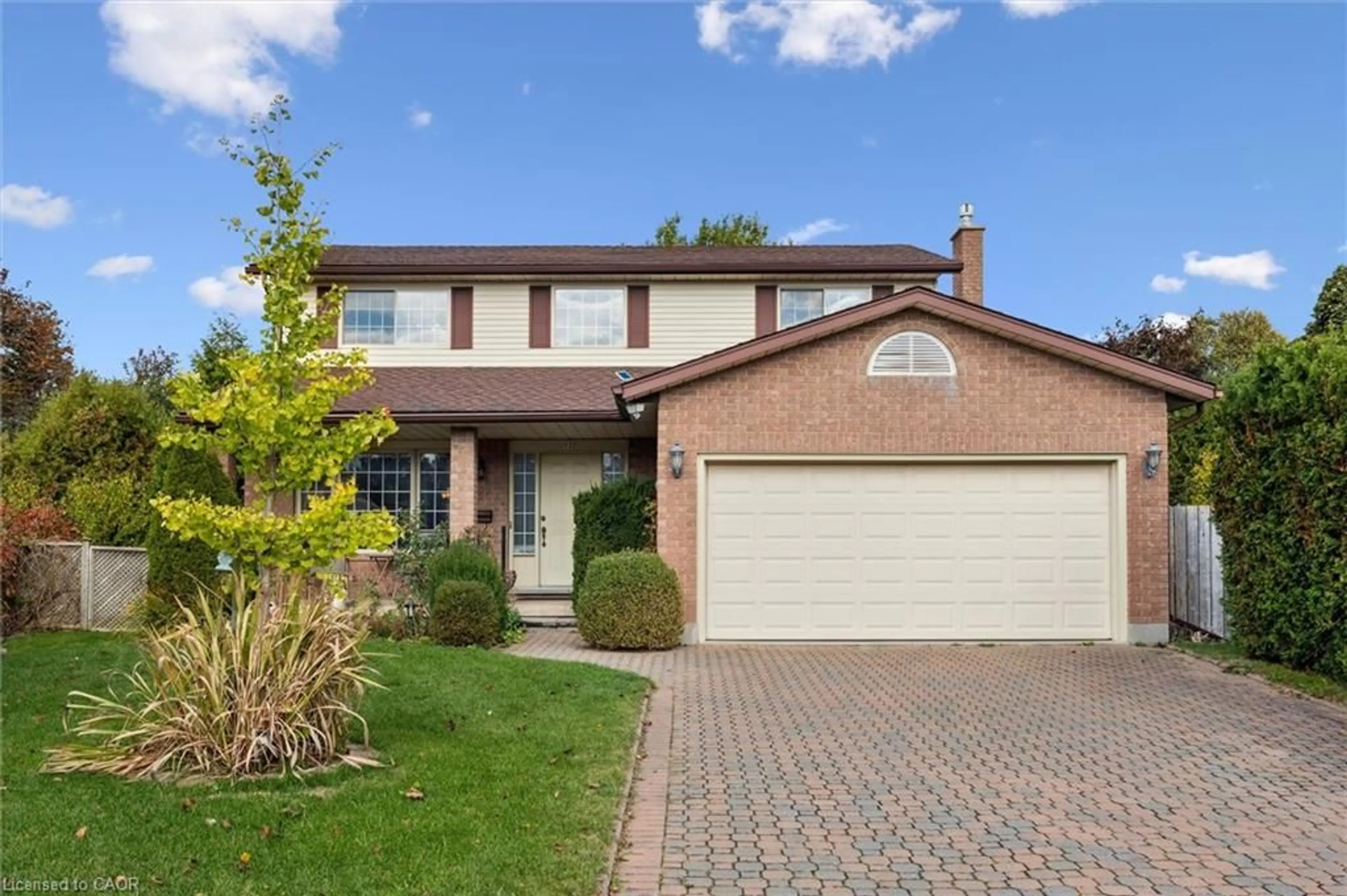 Home with brick exterior material, street for 172 Mayberry Crt, Waterloo Ontario N2K 3K2