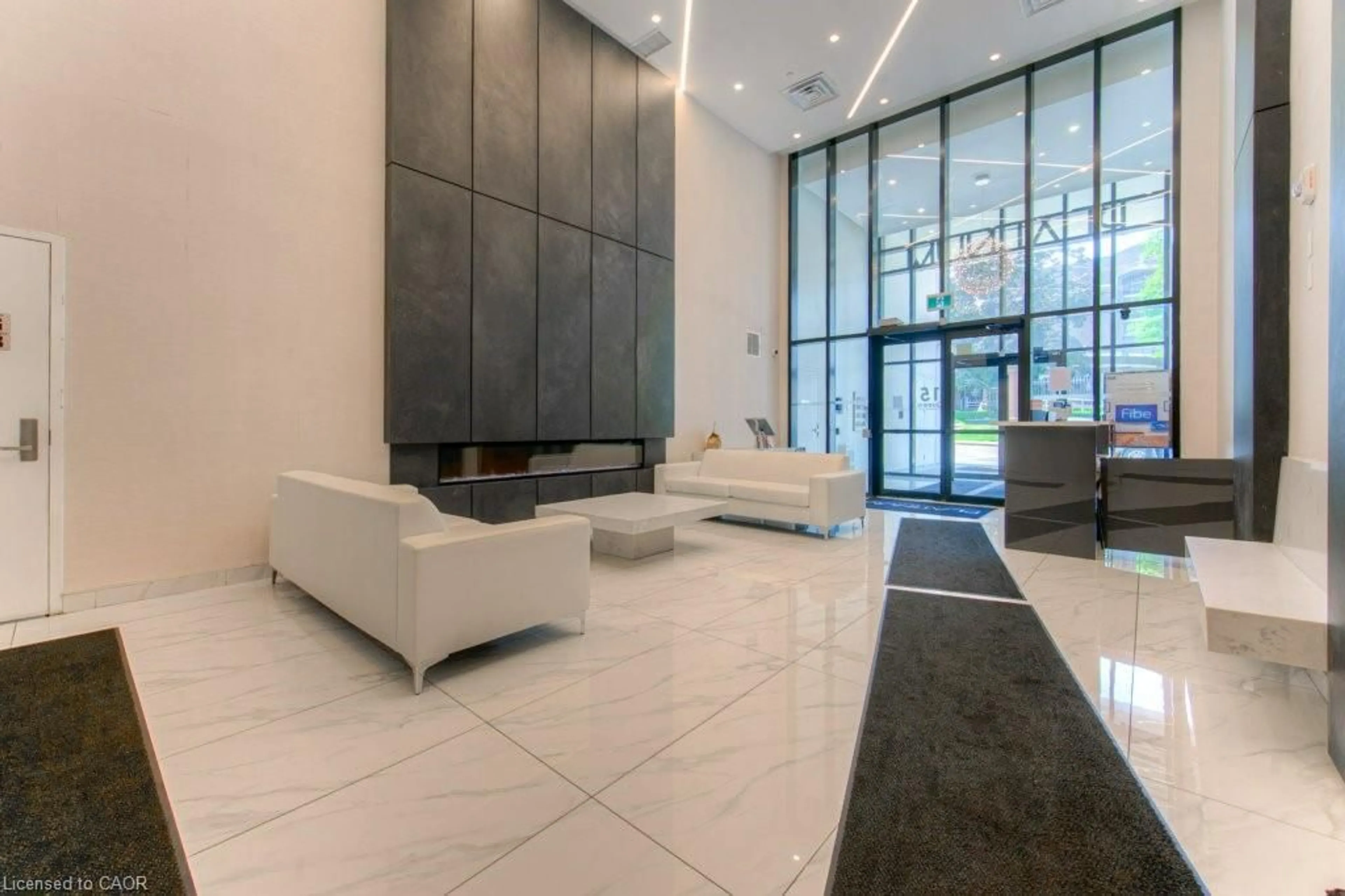 Lobby for 15 Queen St #1207, Hamilton Ontario L8P 0C6