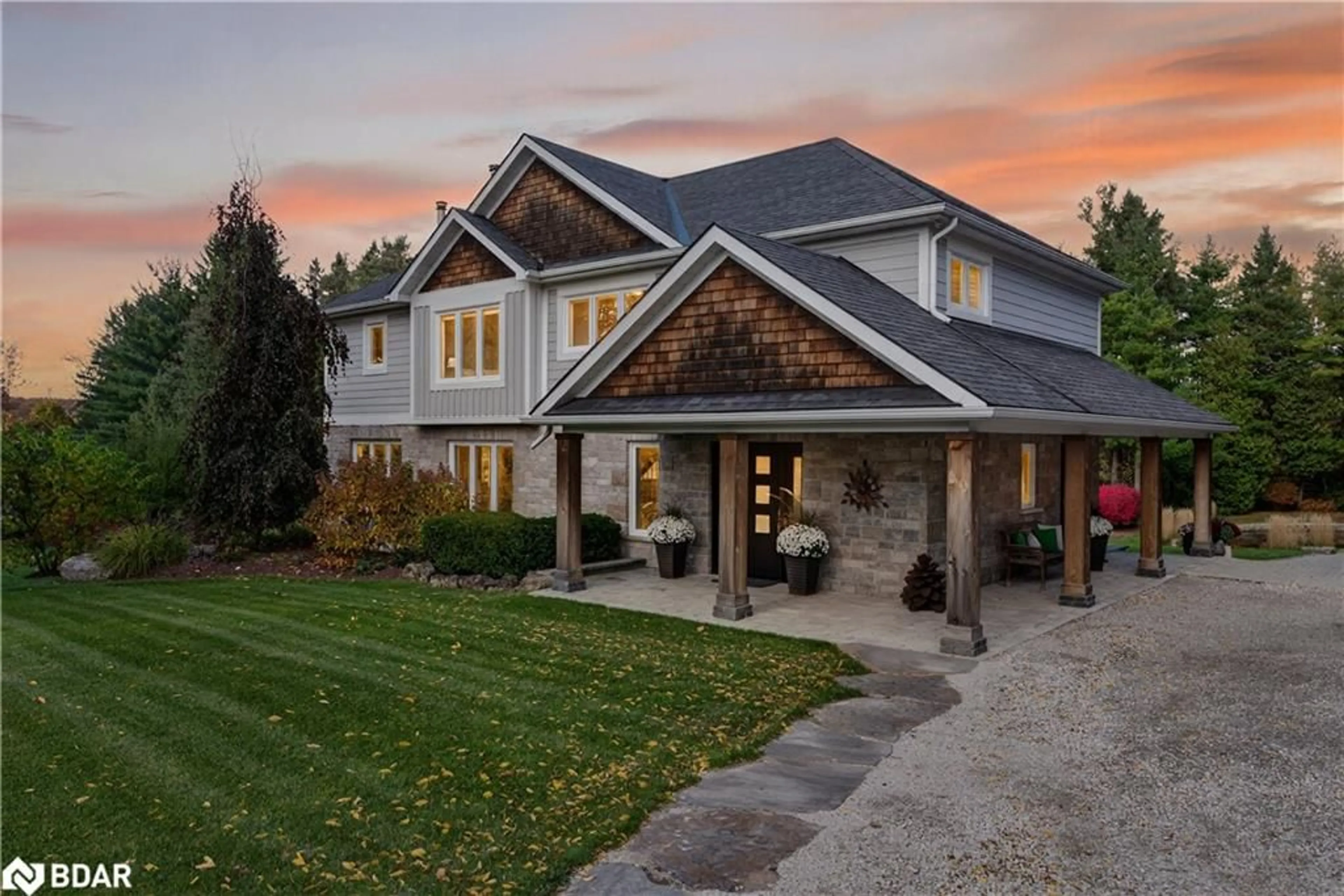 Home with brick exterior material, unknown for 8495 Appleby Line, Milton Ontario L0P 1B0