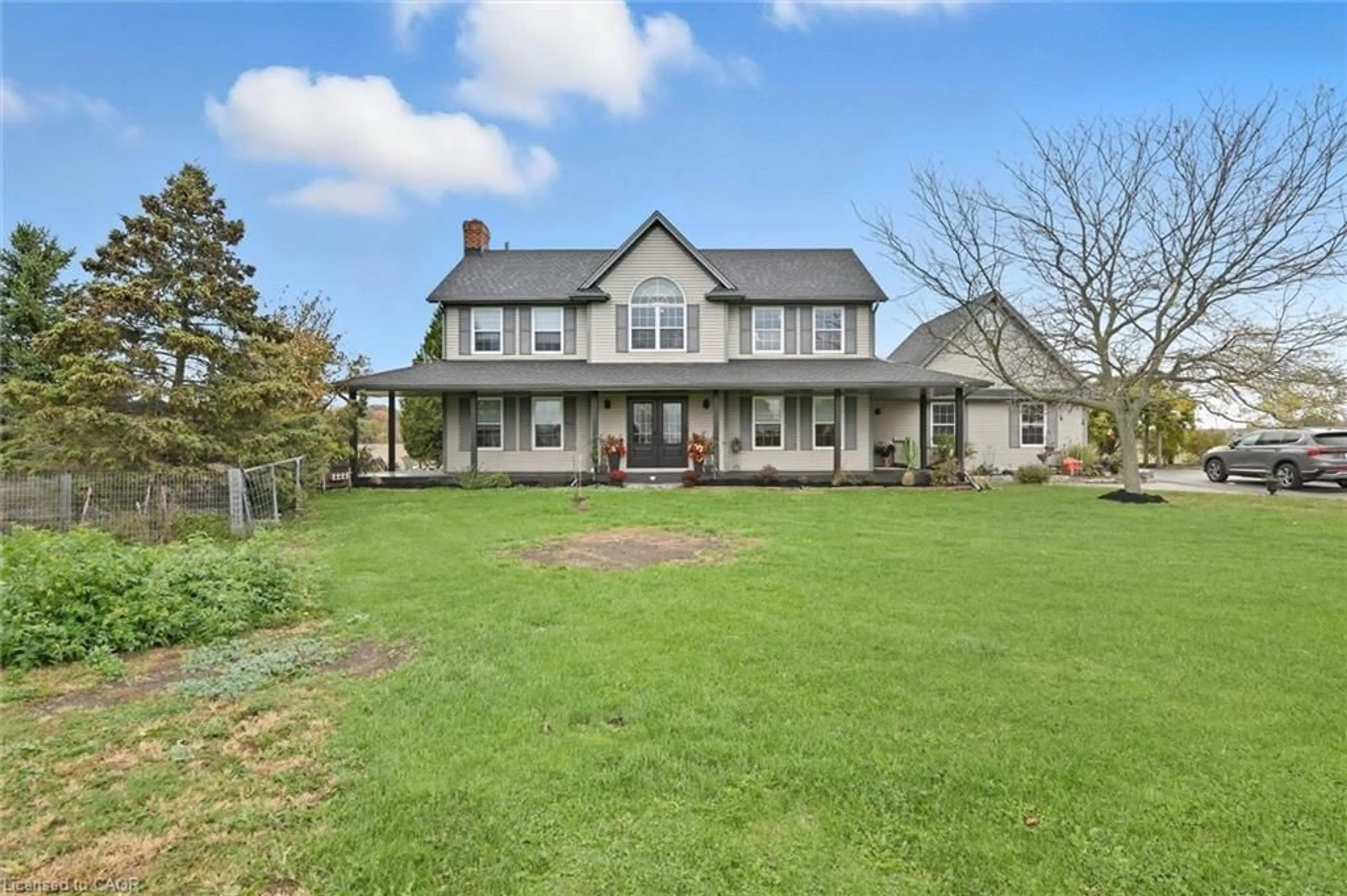 A pic from outside/outdoor area/front of a property/back of a property/a pic from drone, unknown for 41558 Forks Rd, Wainfleet Ontario L0S 1V9