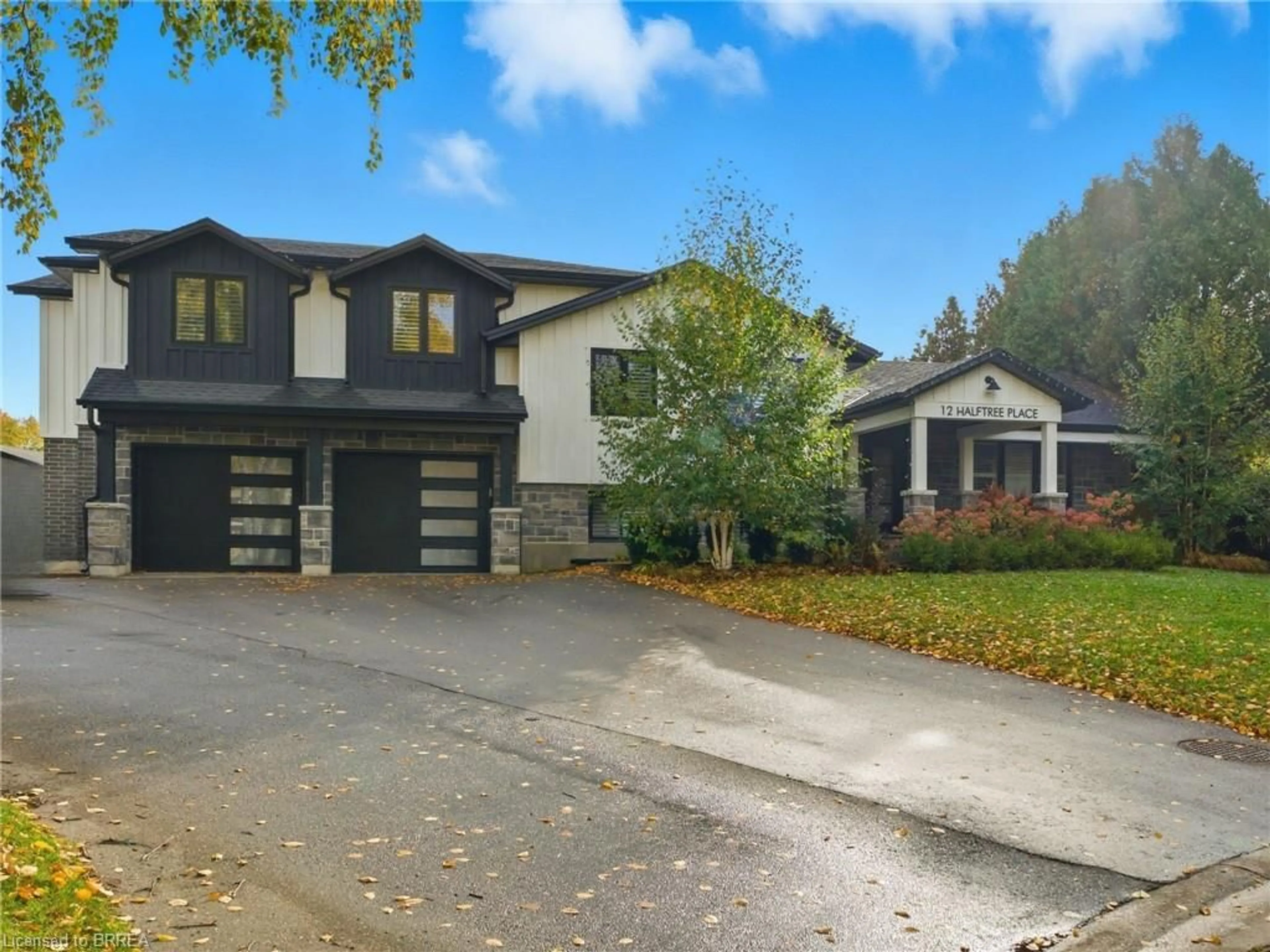 Home with vinyl exterior material, street for 12 Halftree Pl, Brantford Ontario N3R 5R6
