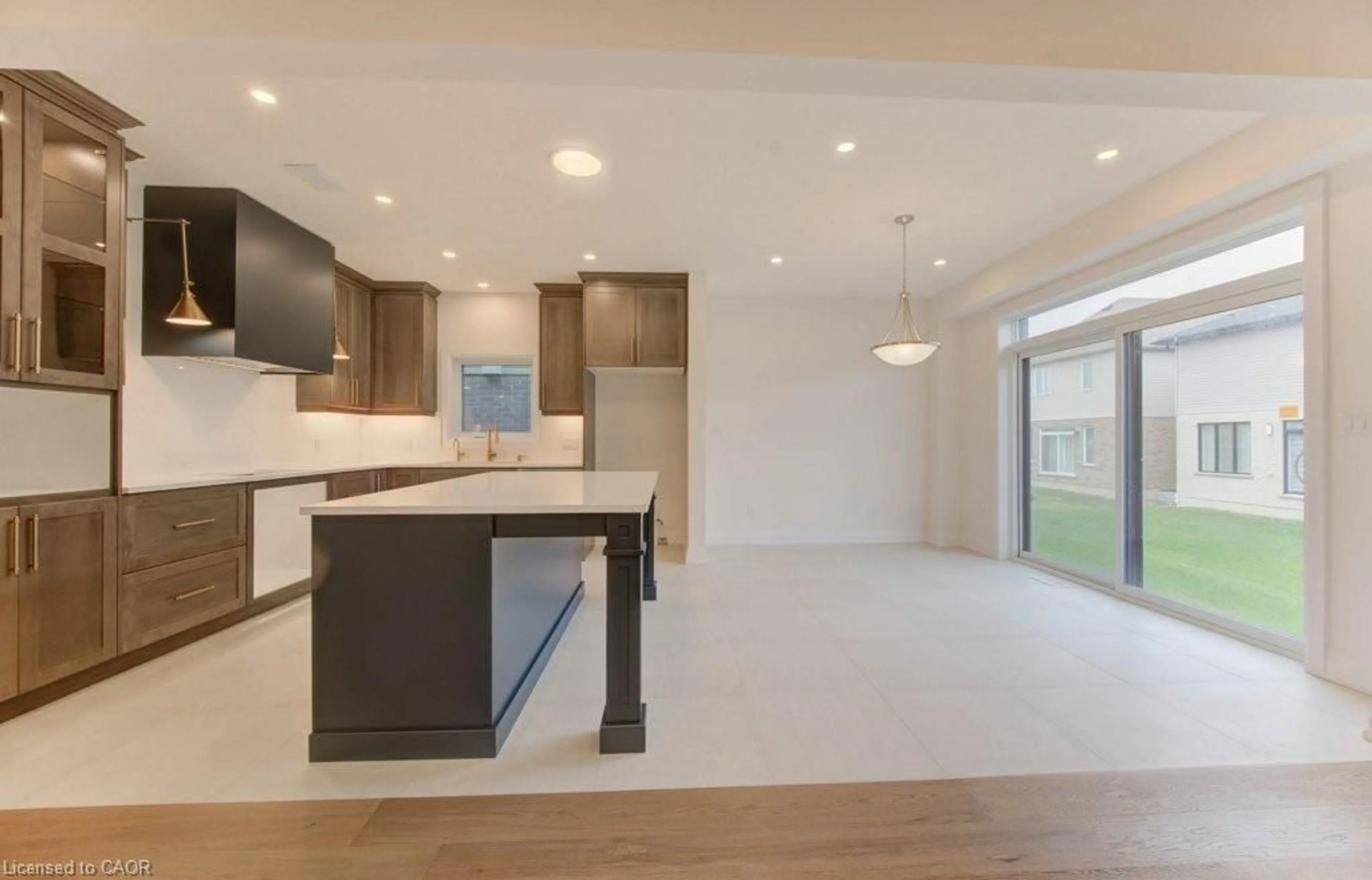 Open concept kitchen, unknown for 54 Jacob Detweiller Dr, Kitchener Ontario N2P 0K7
