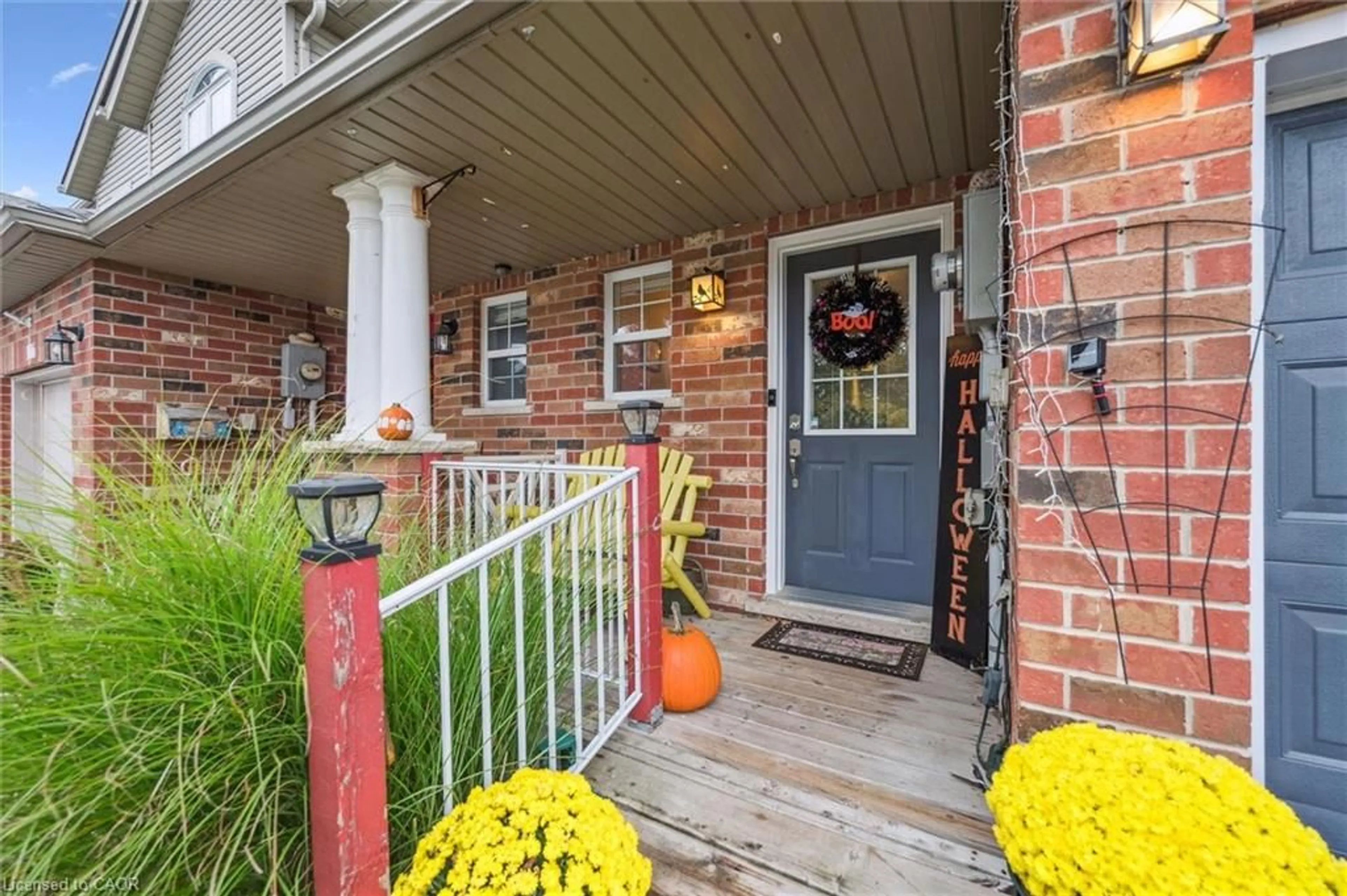 Unknown for 108 Gibbons Dr, Fergus Ontario N1M 3V8