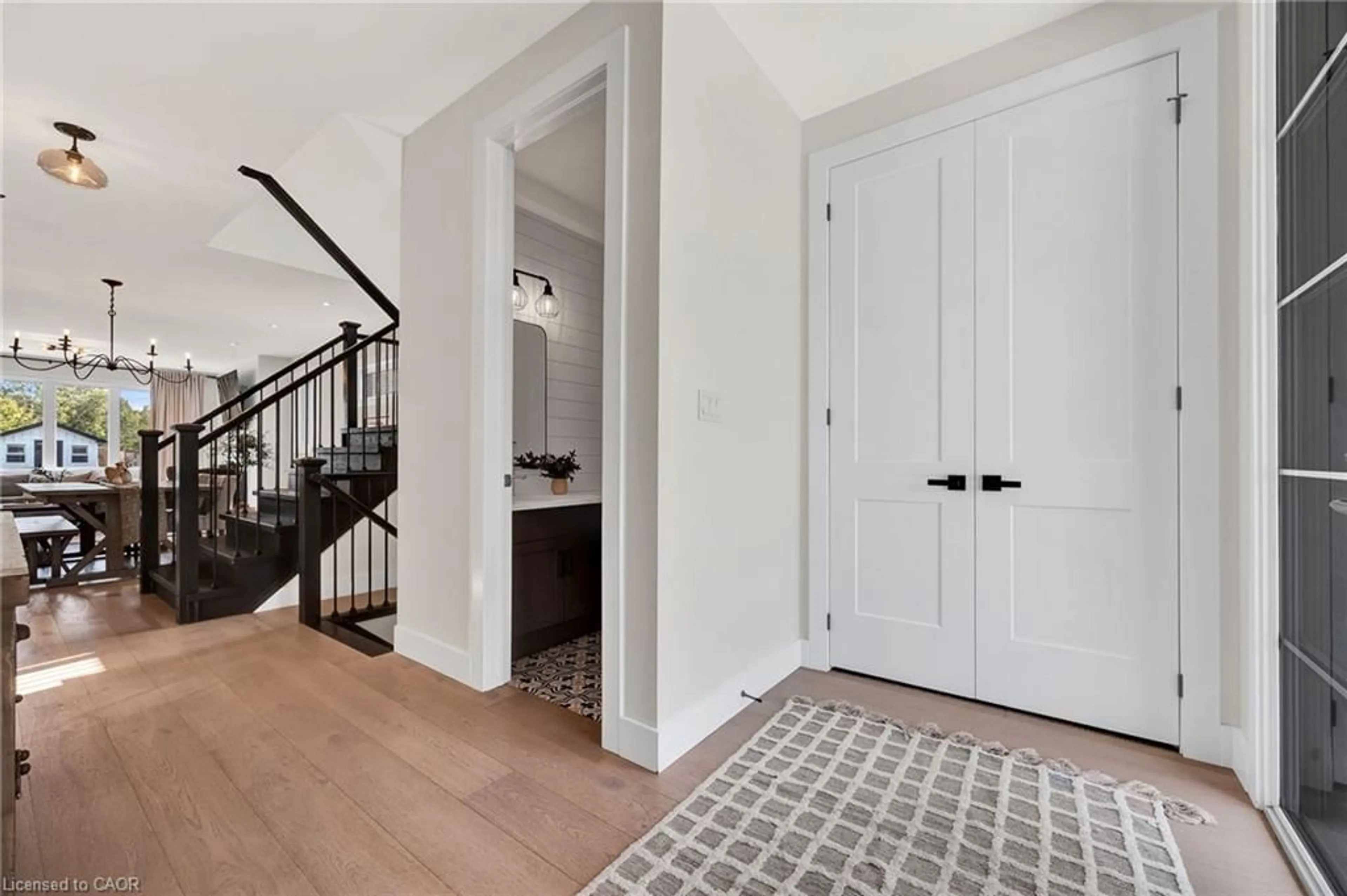 Indoor entryway for 78 Ridgemount St, Kitchener Ontario N2P 0J3