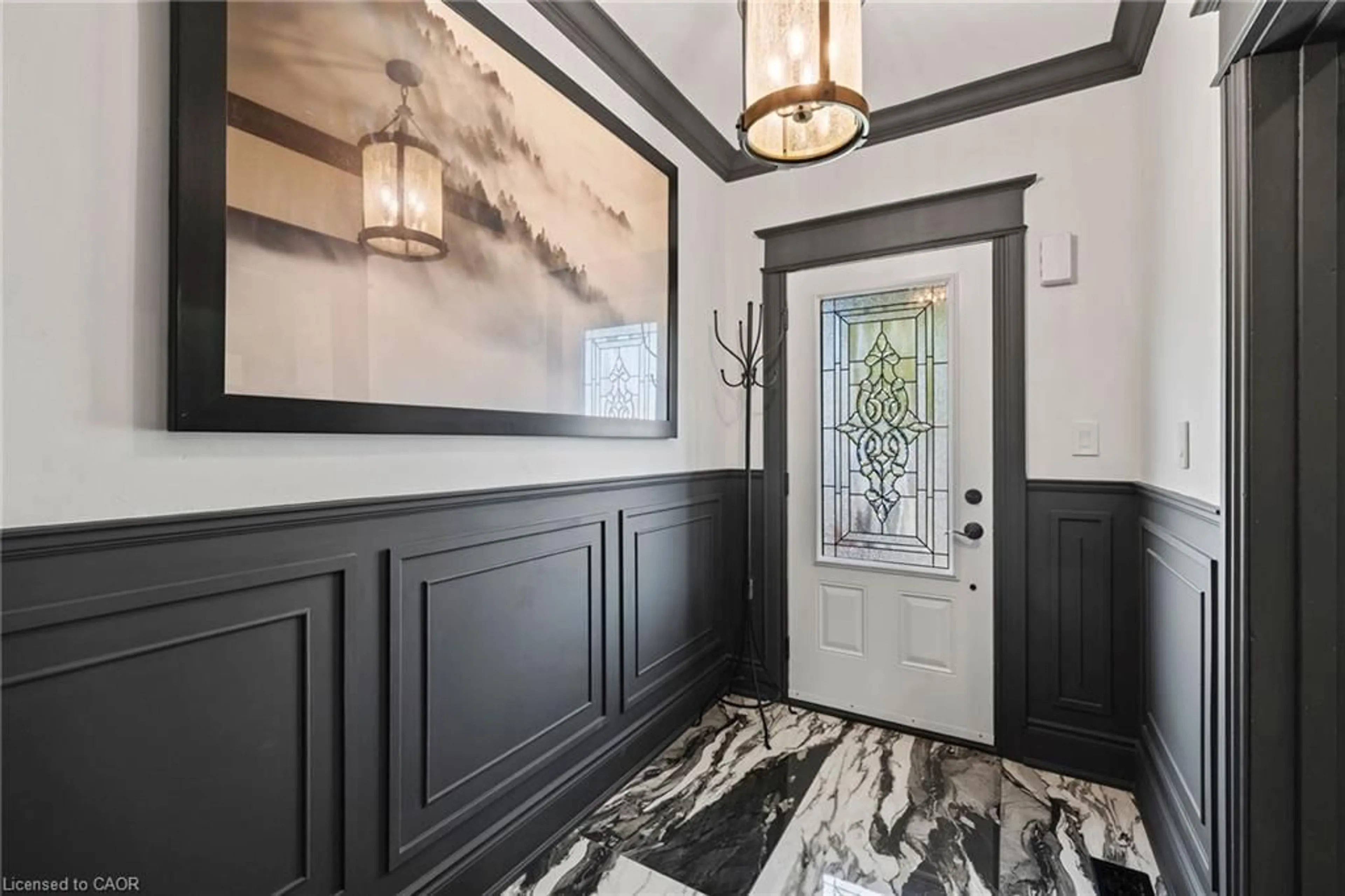 Indoor entryway for 20 Afton Ave, Hamilton Ontario L8M 2B2