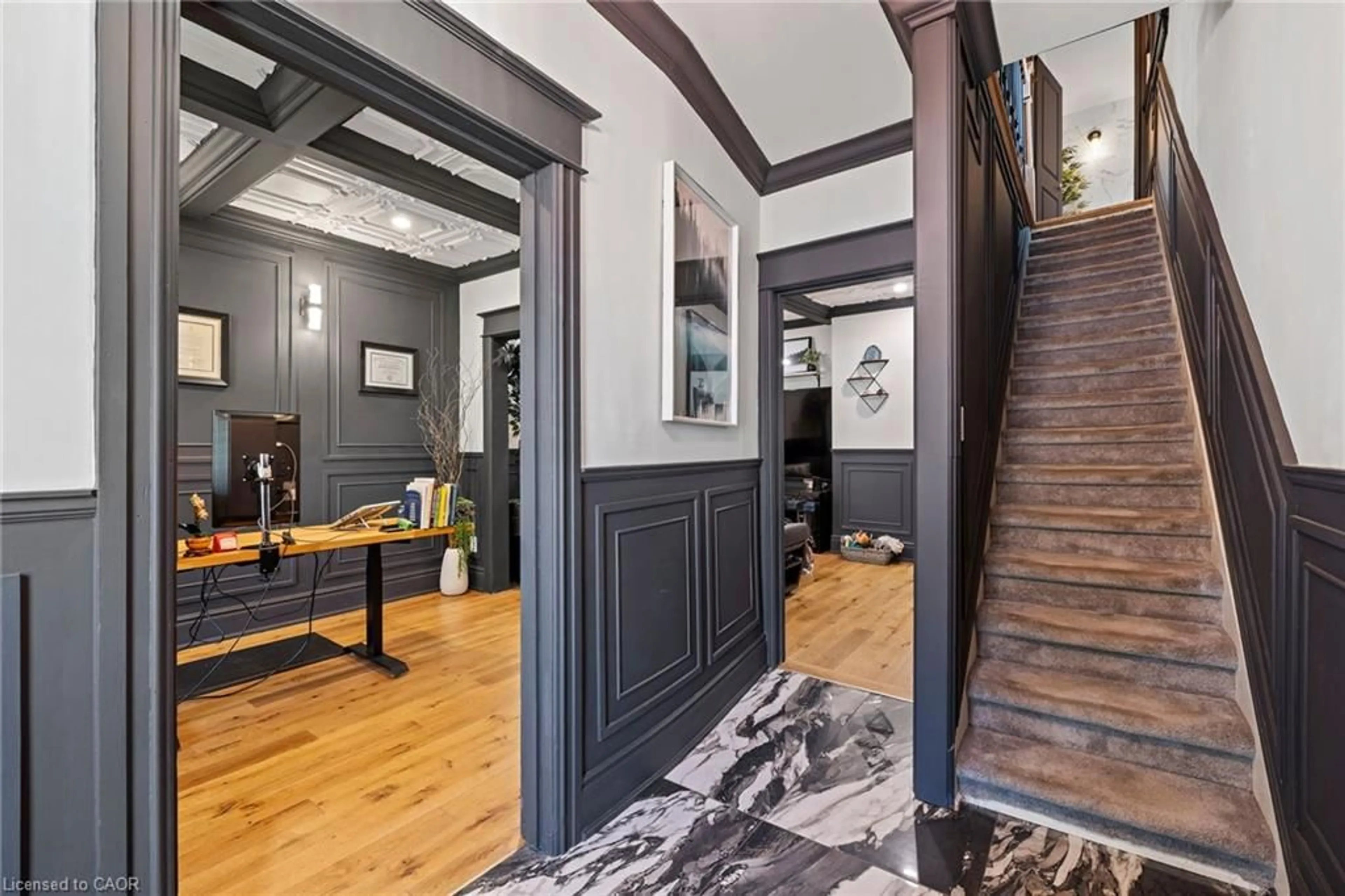 Indoor entryway for 20 Afton Ave, Hamilton Ontario L8M 2B2