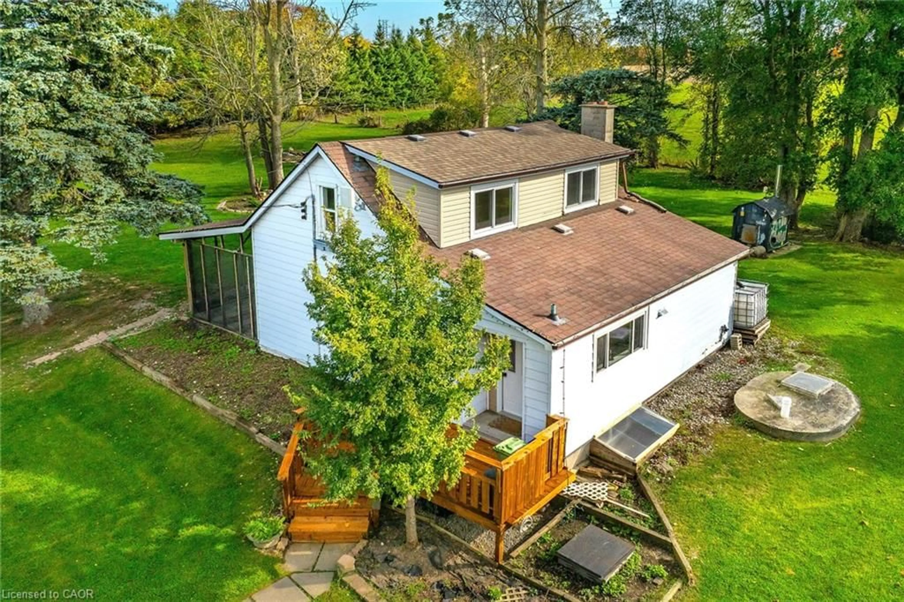 A pic from outside/outdoor area/front of a property/back of a property/a pic from drone, water/lake/river/ocean view for 1868 Jerseyville Rd, Hamilton Ontario L0R 1R0