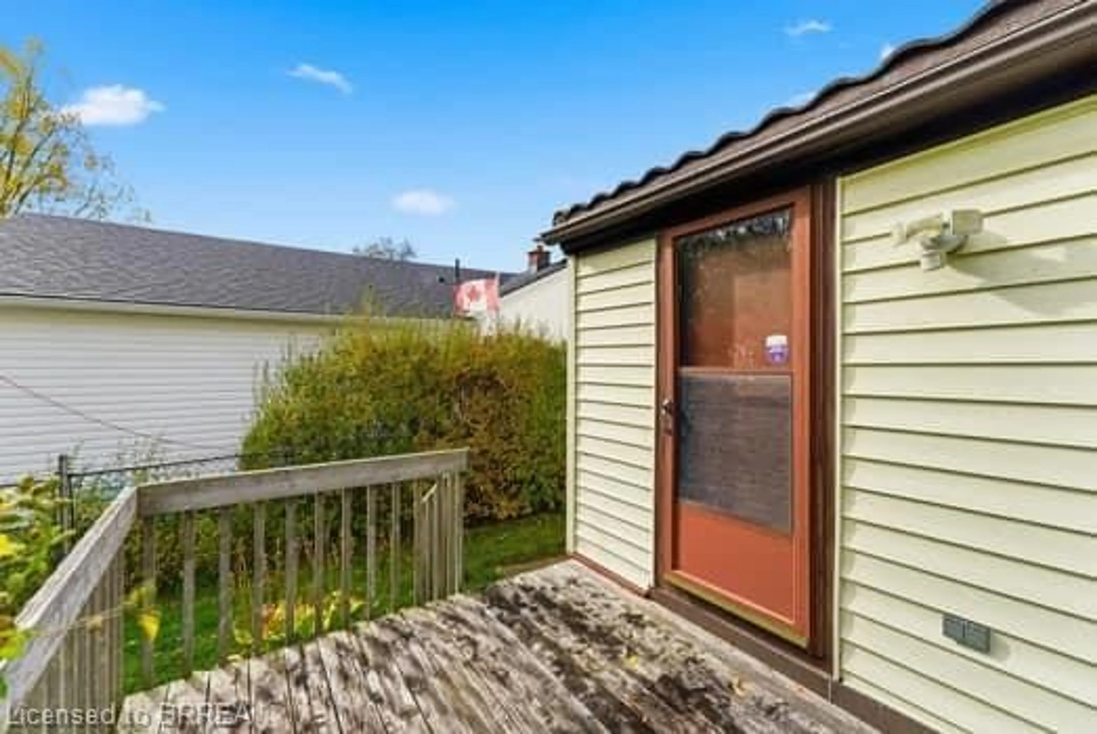 Patio, unknown for 55 Drummond St, Brantford Ontario N3S 5Z3