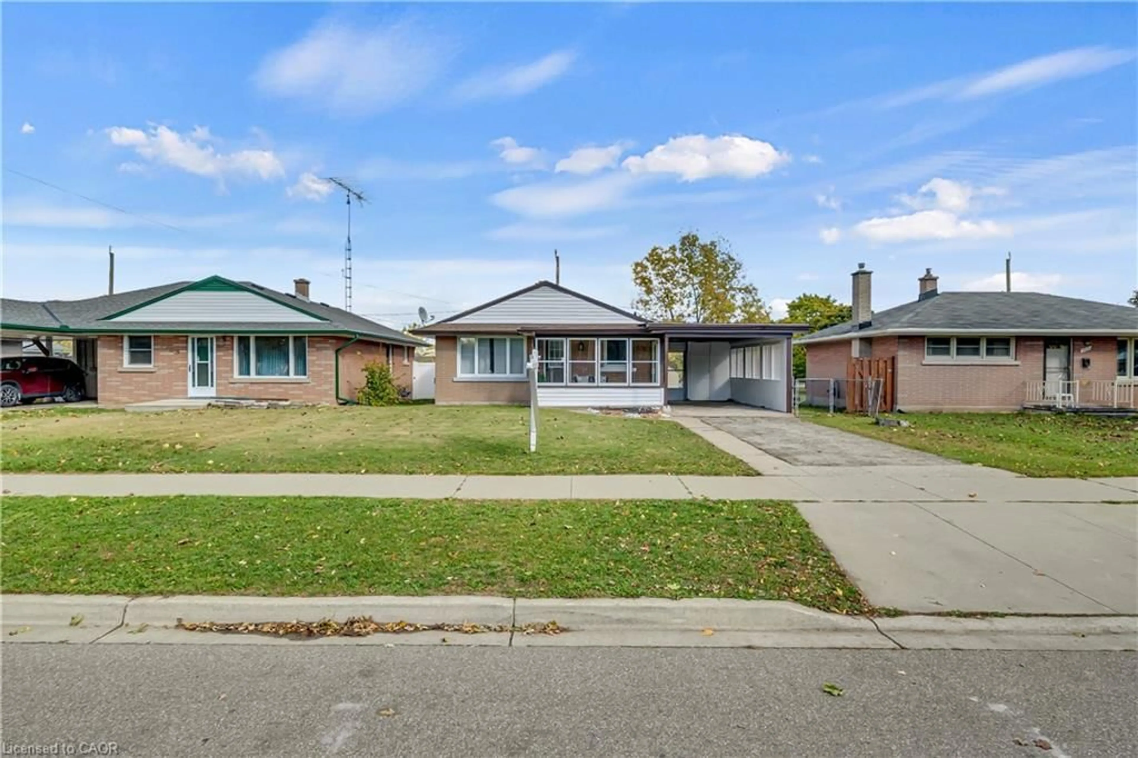 Unknown for 1717 Severn Ave, Cambridge Ontario N3H 2R6