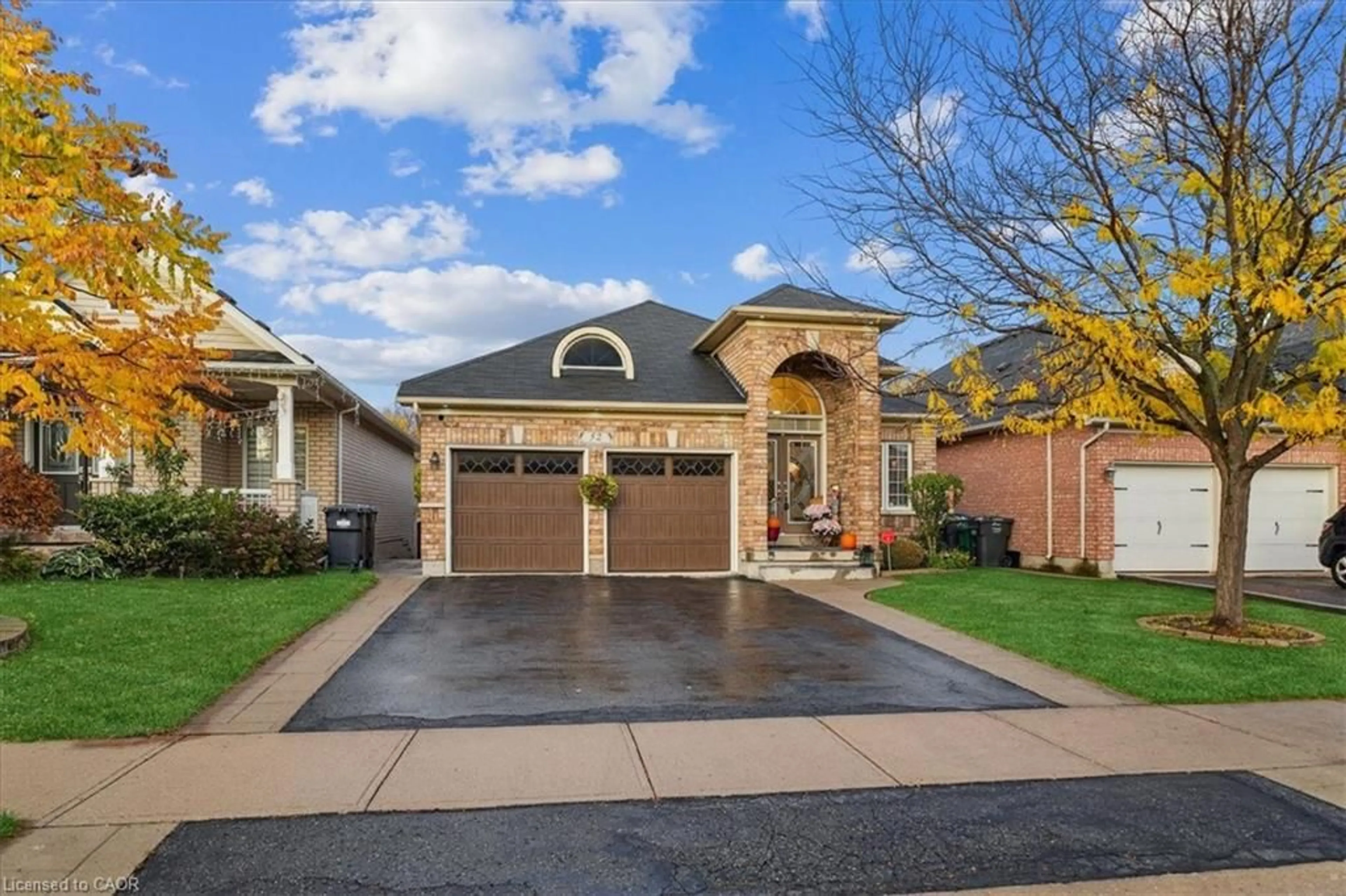 Home with brick exterior material, street for 52 Mistycreek Cres, Brampton Ontario L7A 3E8