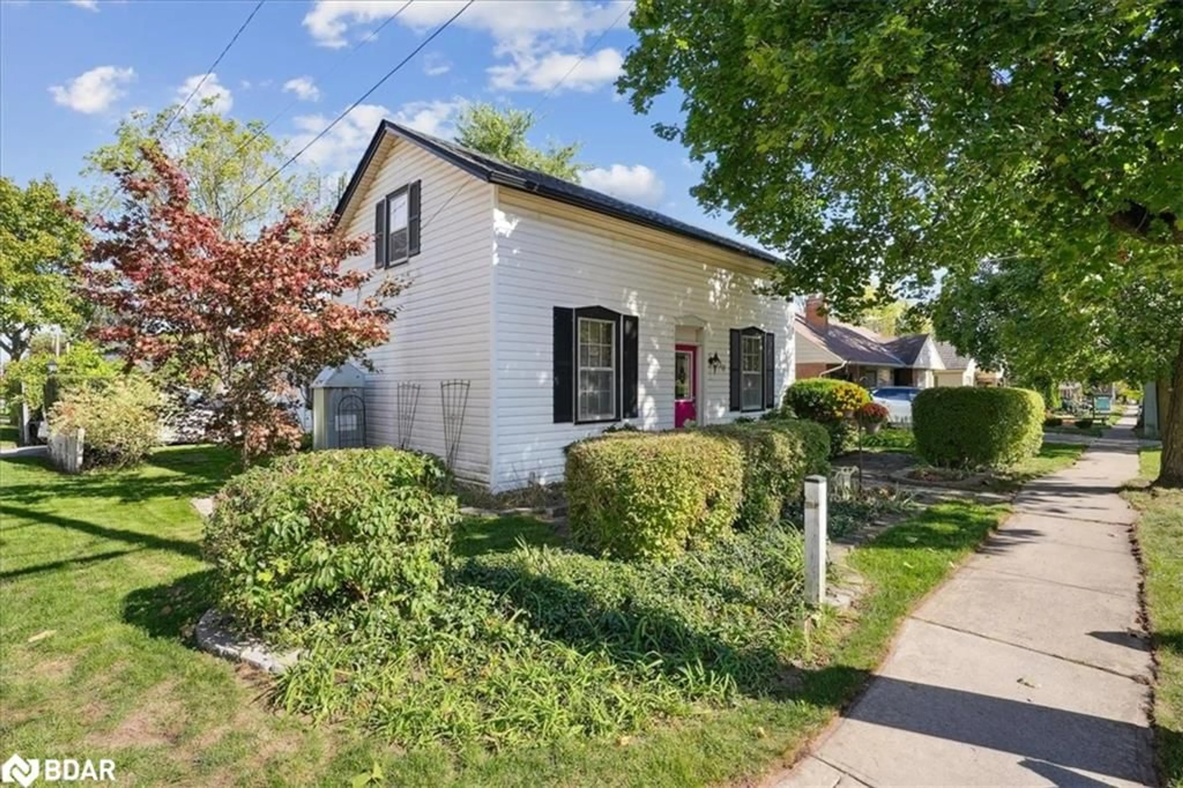 Unknown for 250 Mill St, Hamilton Ontario L0R 2H0