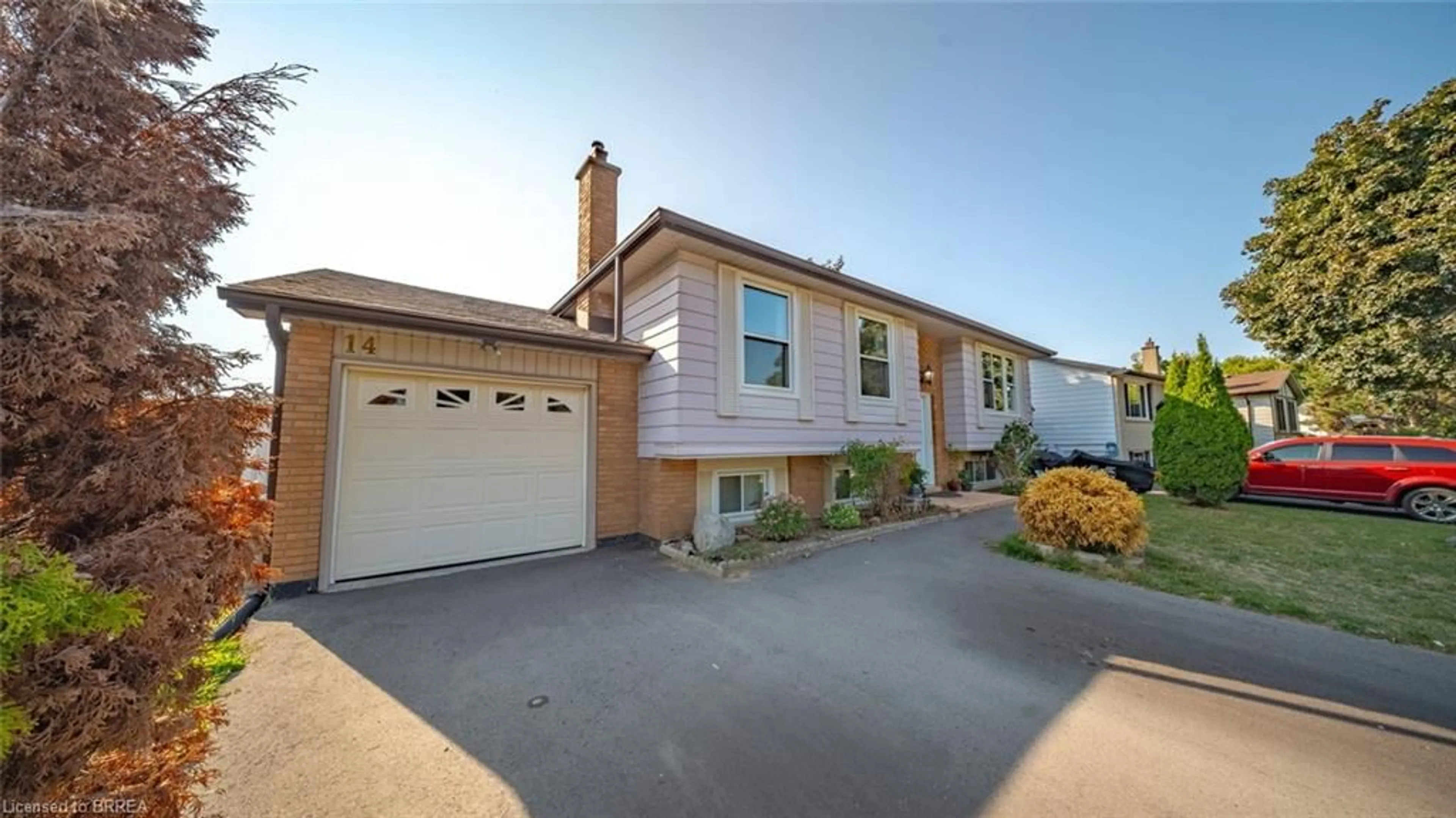 Unknown for 14 Melbourne Cres, Brantford Ontario N3S 7G3