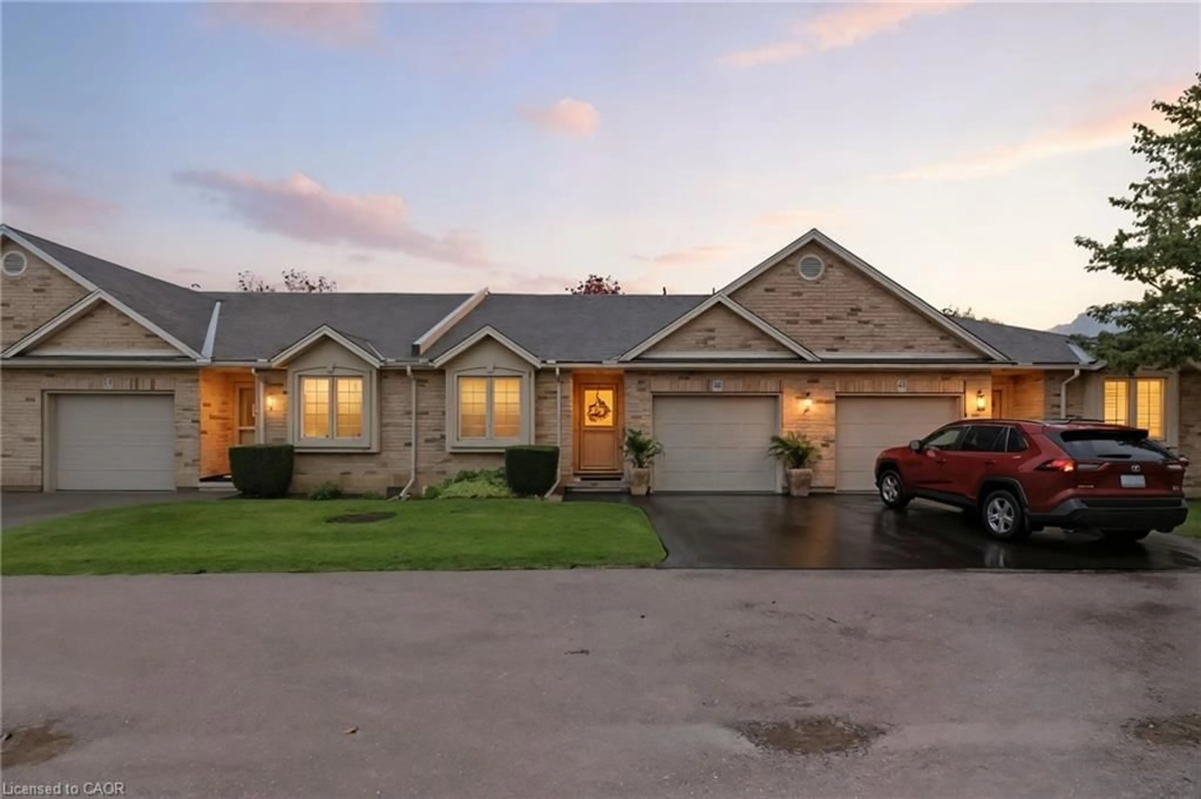 Home with brick exterior material, street for 385 Park Rd #22, Brantford Ontario L3R 0A1