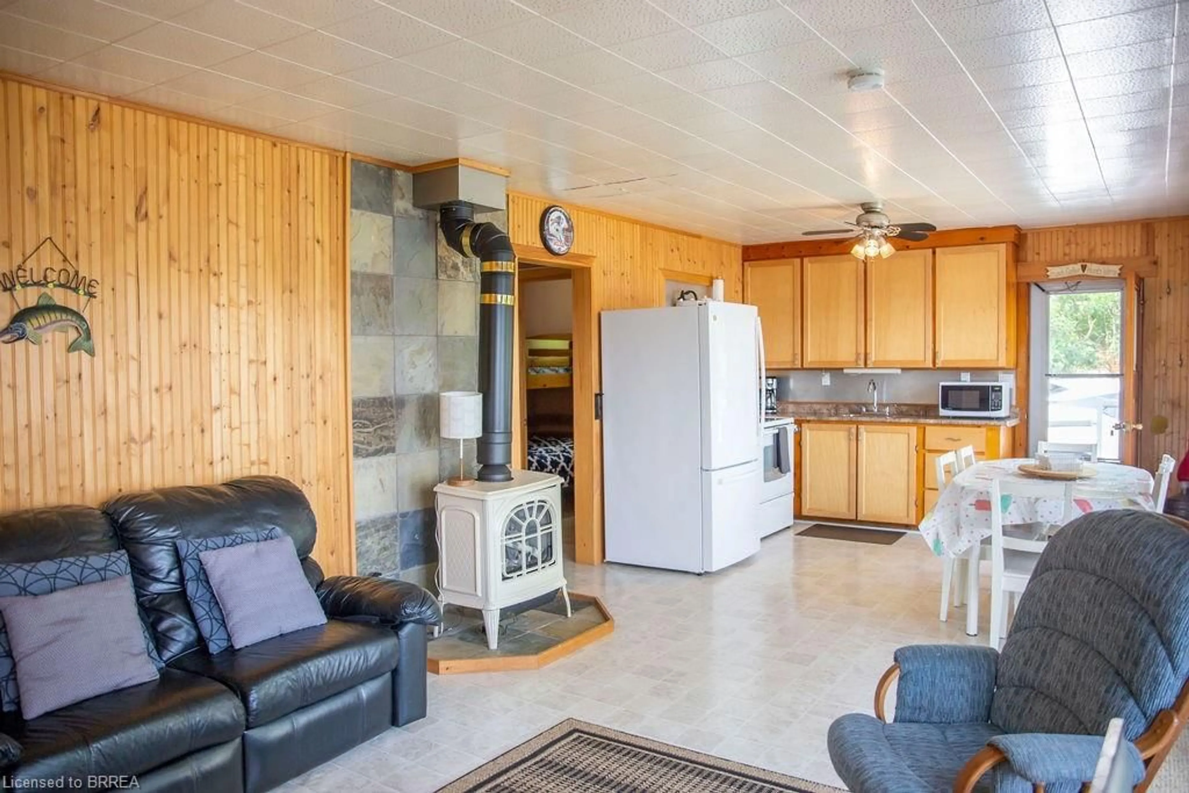 Standard kitchen, unknown for 362 7th Line Rd #178, Roseneath Ontario K0K 2X0