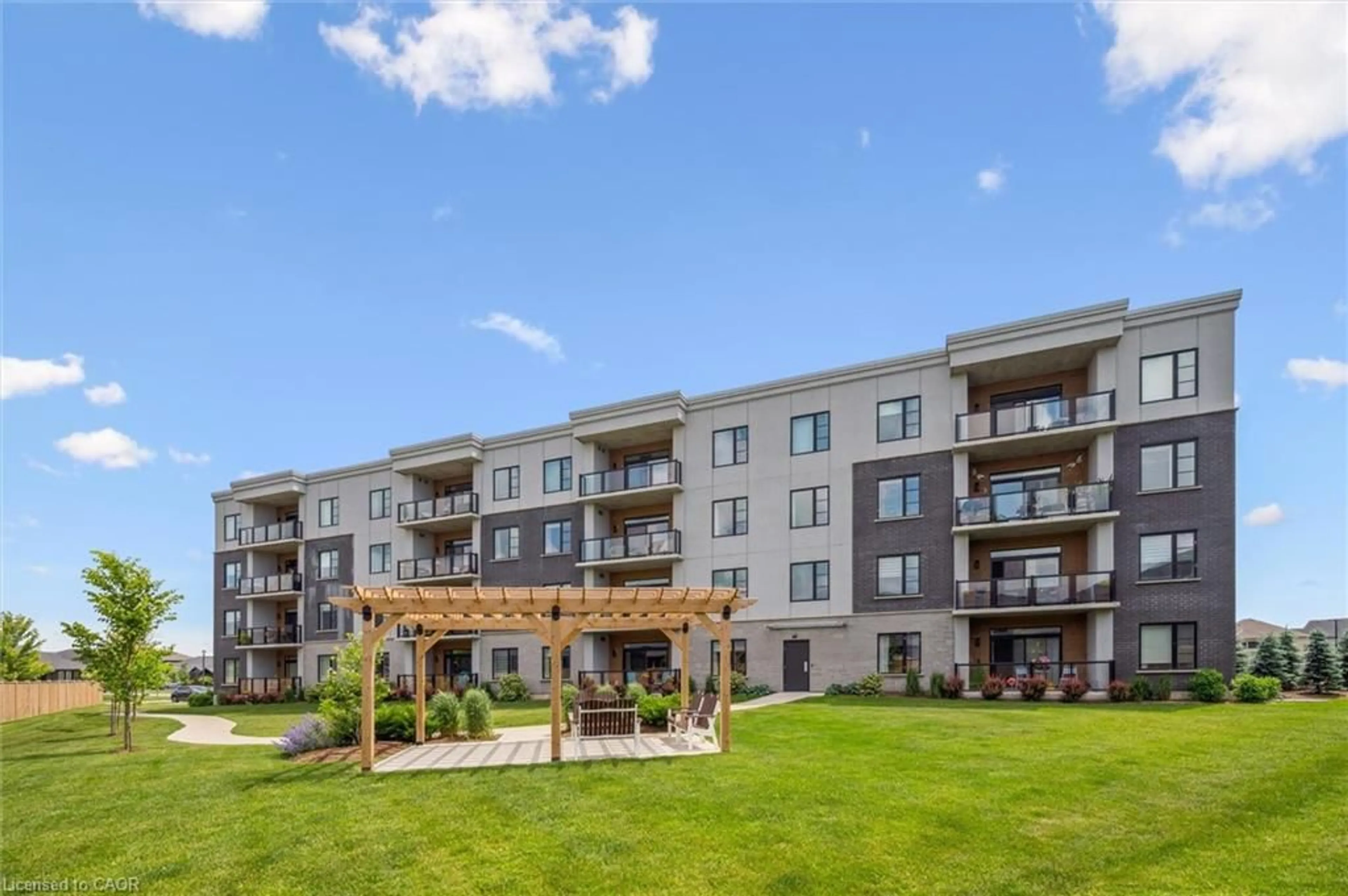 Patio, unknown for 99A Farley Road #204, Fergus Ontario N1M 0J9