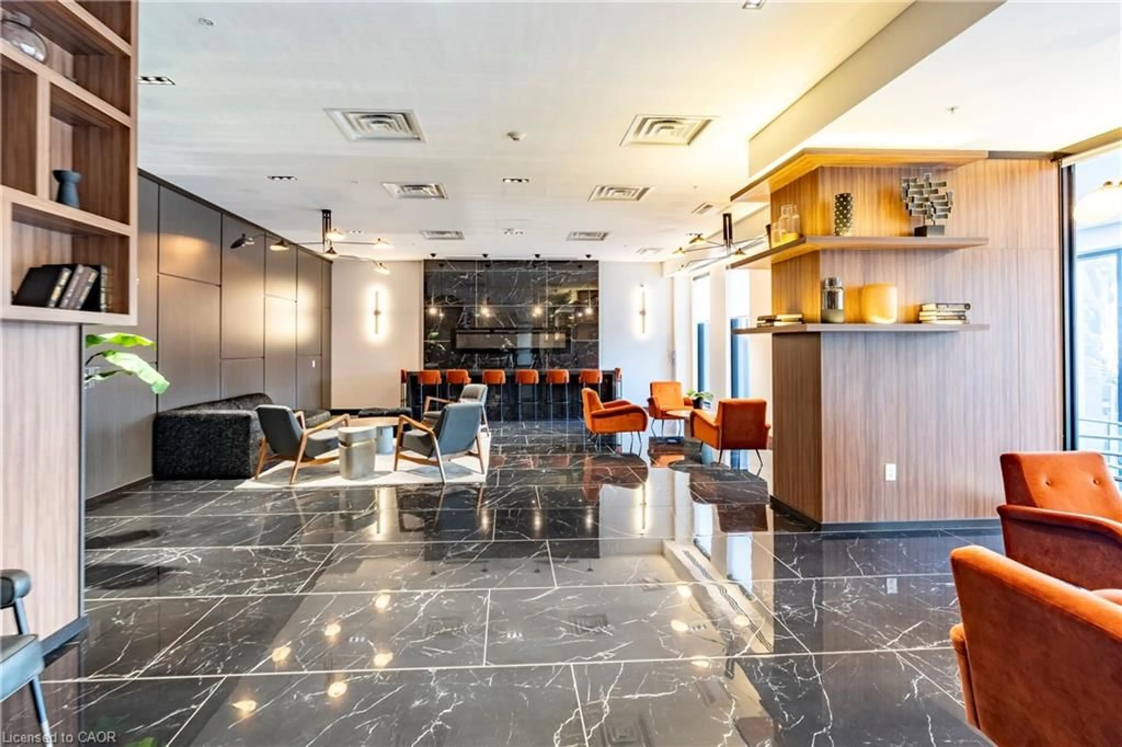 Lobby for 181 King St #614, Waterloo Ontario N2J 0E7