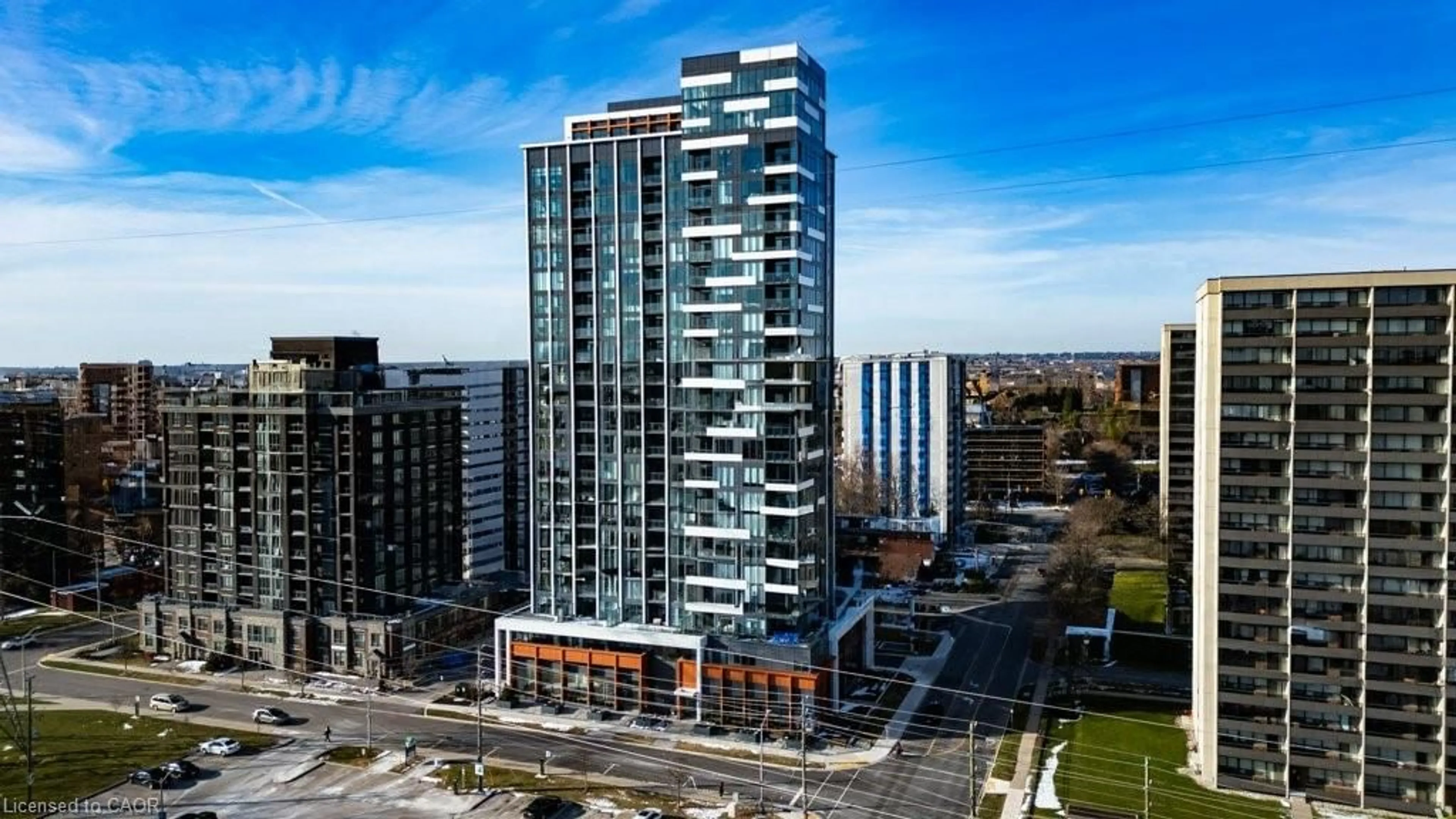 A pic from outside/outdoor area/front of a property/back of a property/a pic from drone, city buildings view from balcony for 500 Brock Avenue #705, Burlington Ontario L7S 0A5