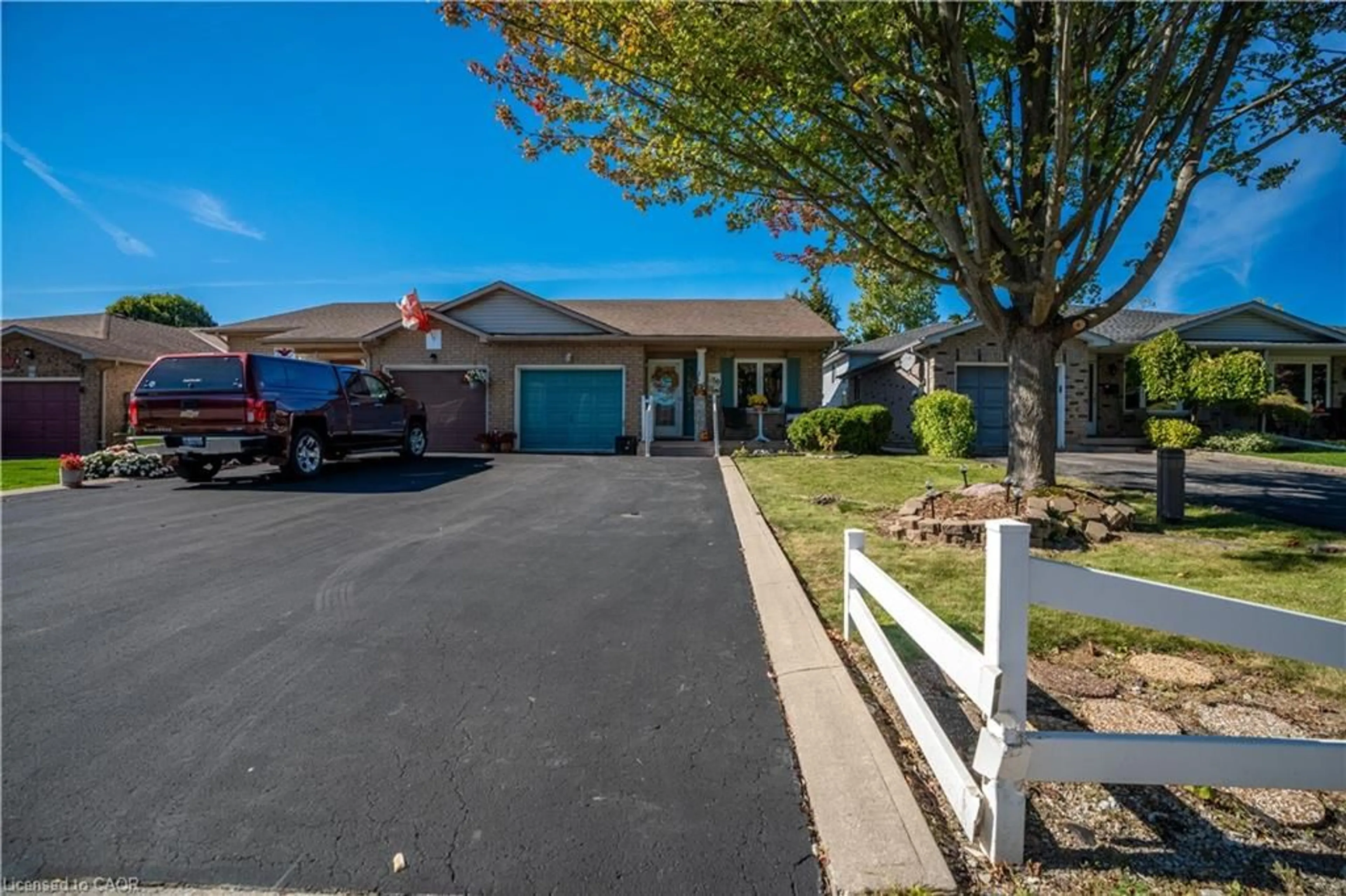 Unknown for 50 Scottacres Blvd, Caledonia Ontario N3W 2K3