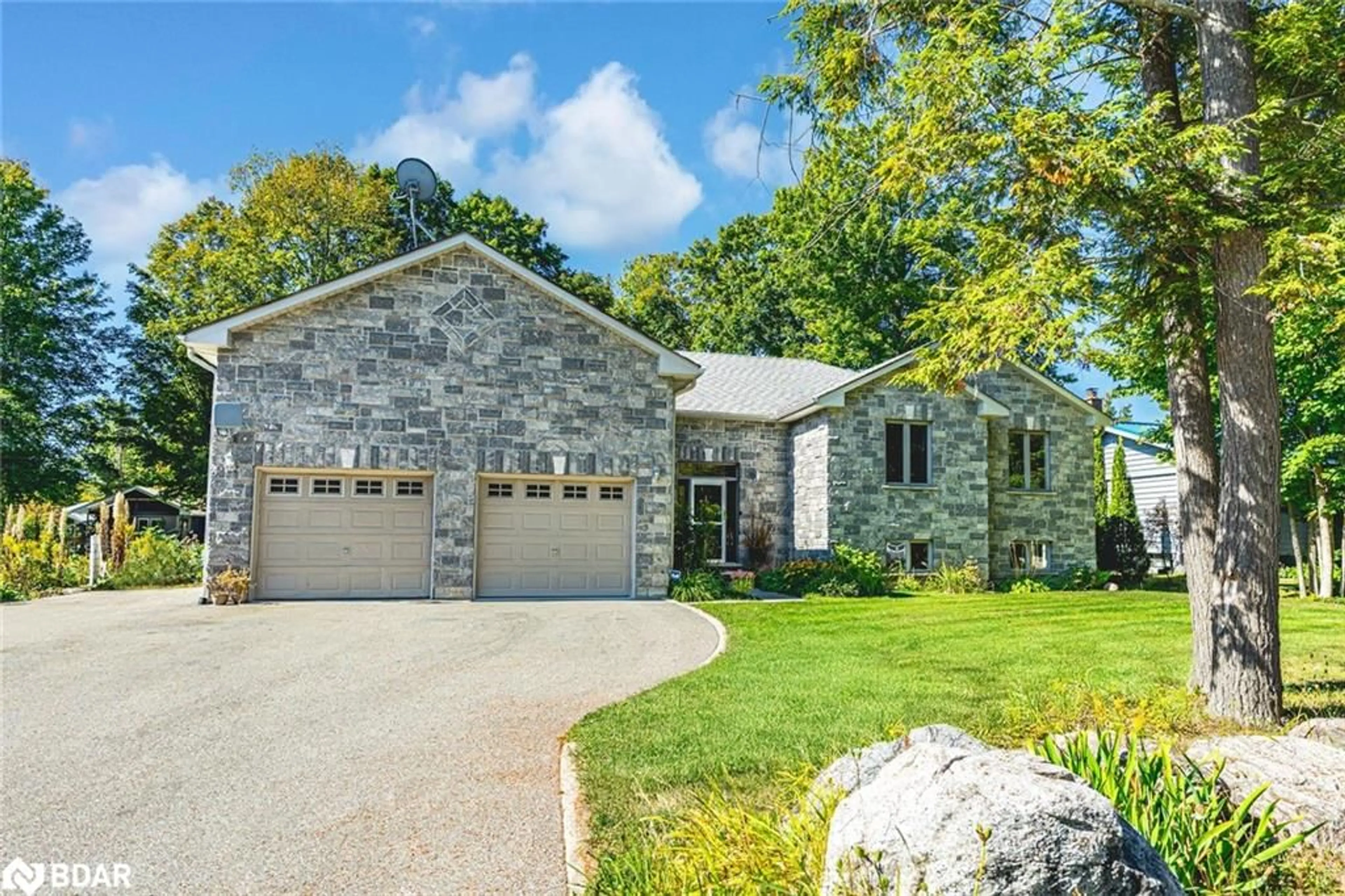 Home with brick exterior material, street for 122 Trout Lane, Tiny Ontario L9M 0J1