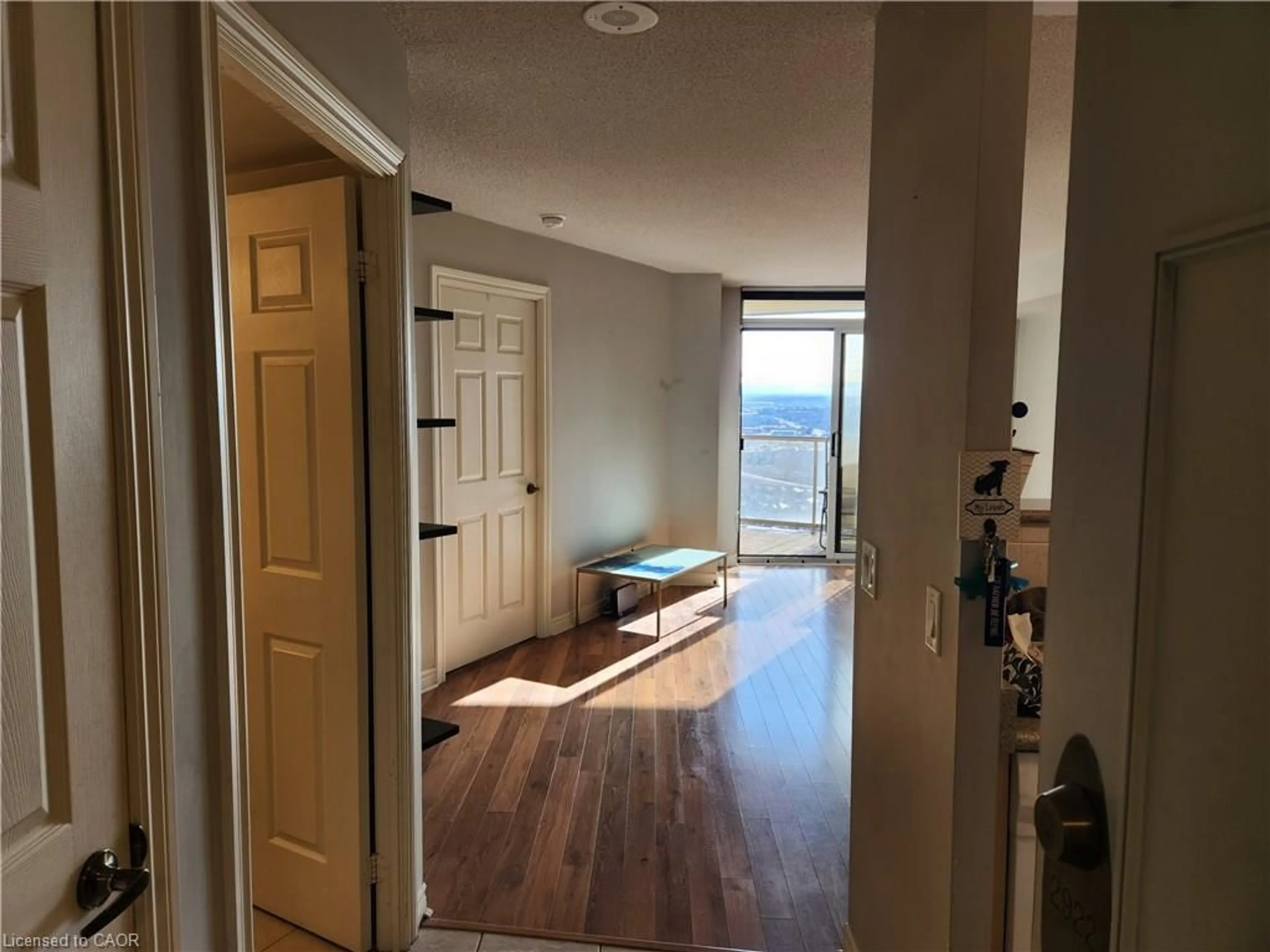 Indoor entryway for 700 Humberwood Blvd #2922, Etobicoke Ontario M9W 7J4